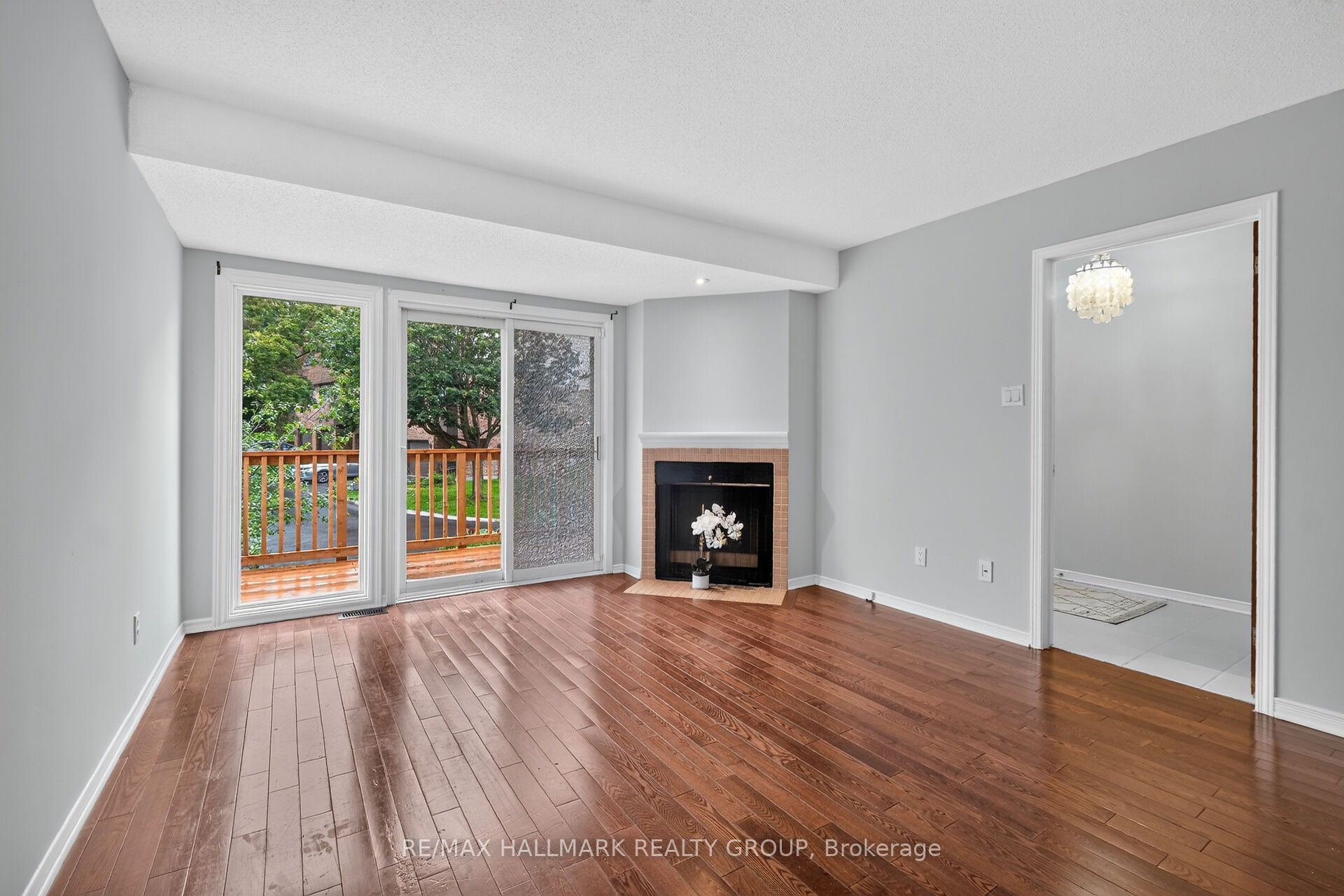 1427 Forge Street Property Photo 6