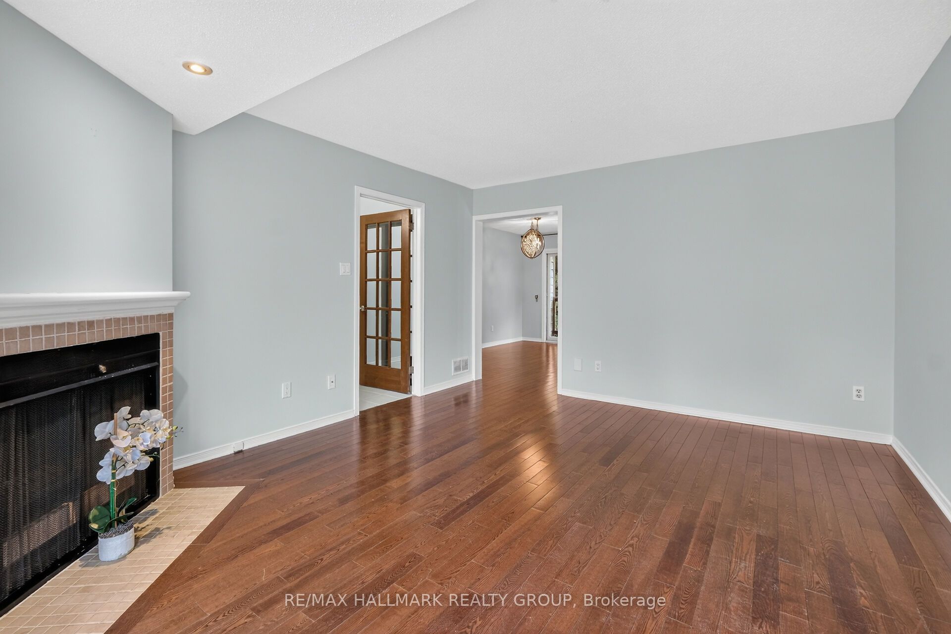 1427 Forge Street Property Photo 7