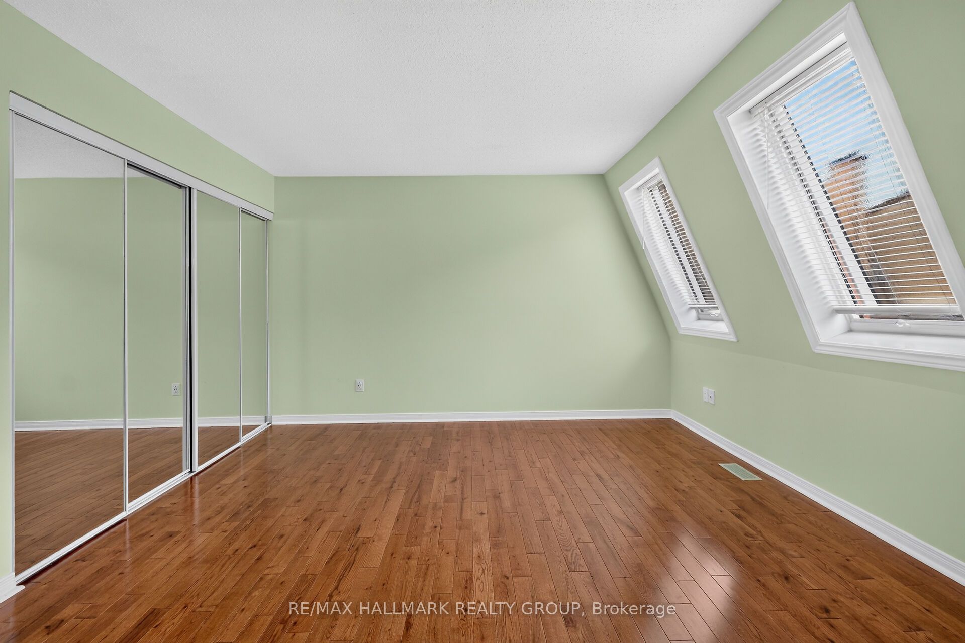 1427 Forge Street Property Photo 23