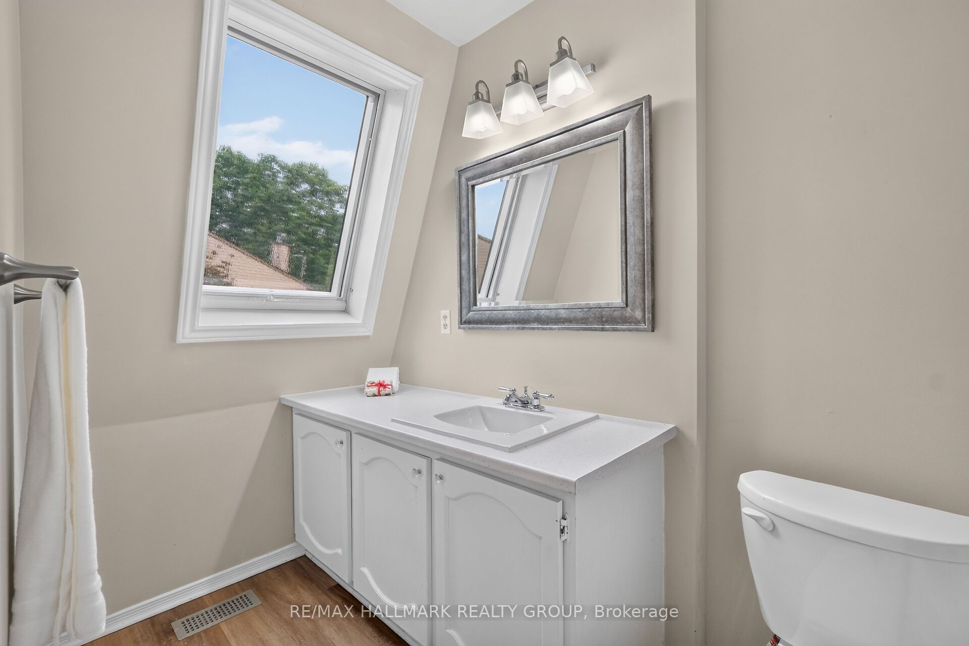 1427 Forge Street Property Photo 26