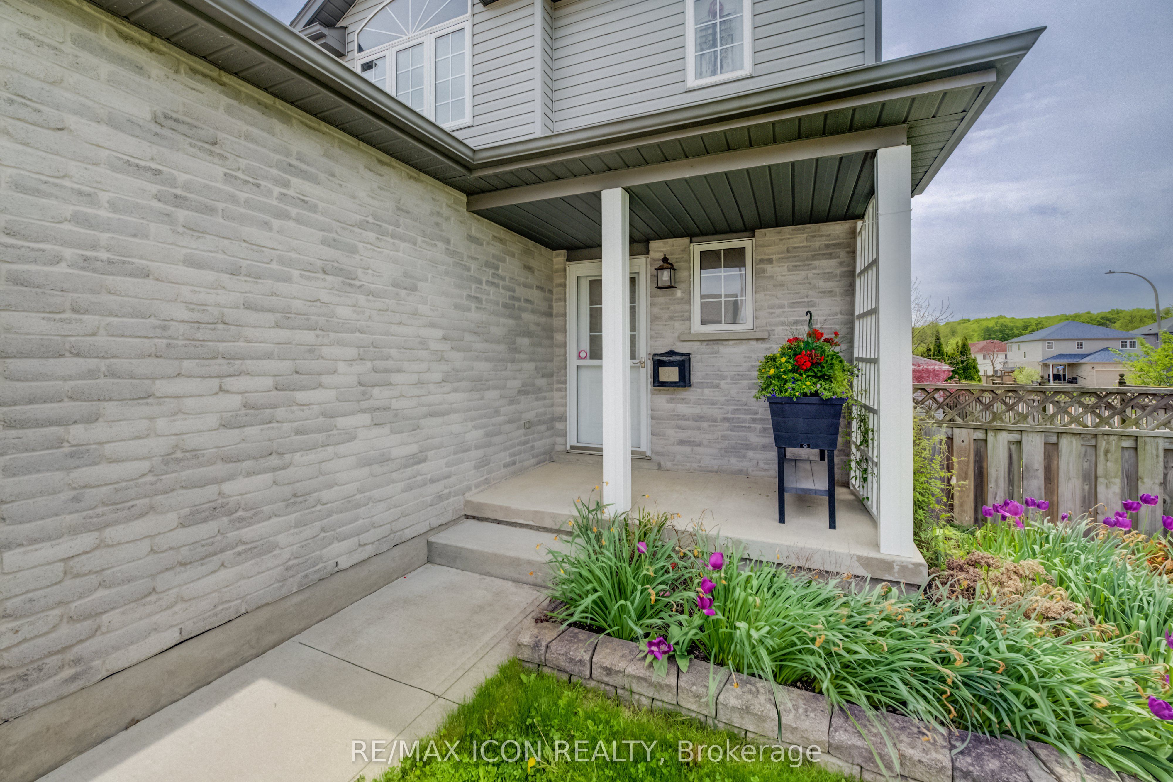 124 Prosperity Drive Property Photo 4
