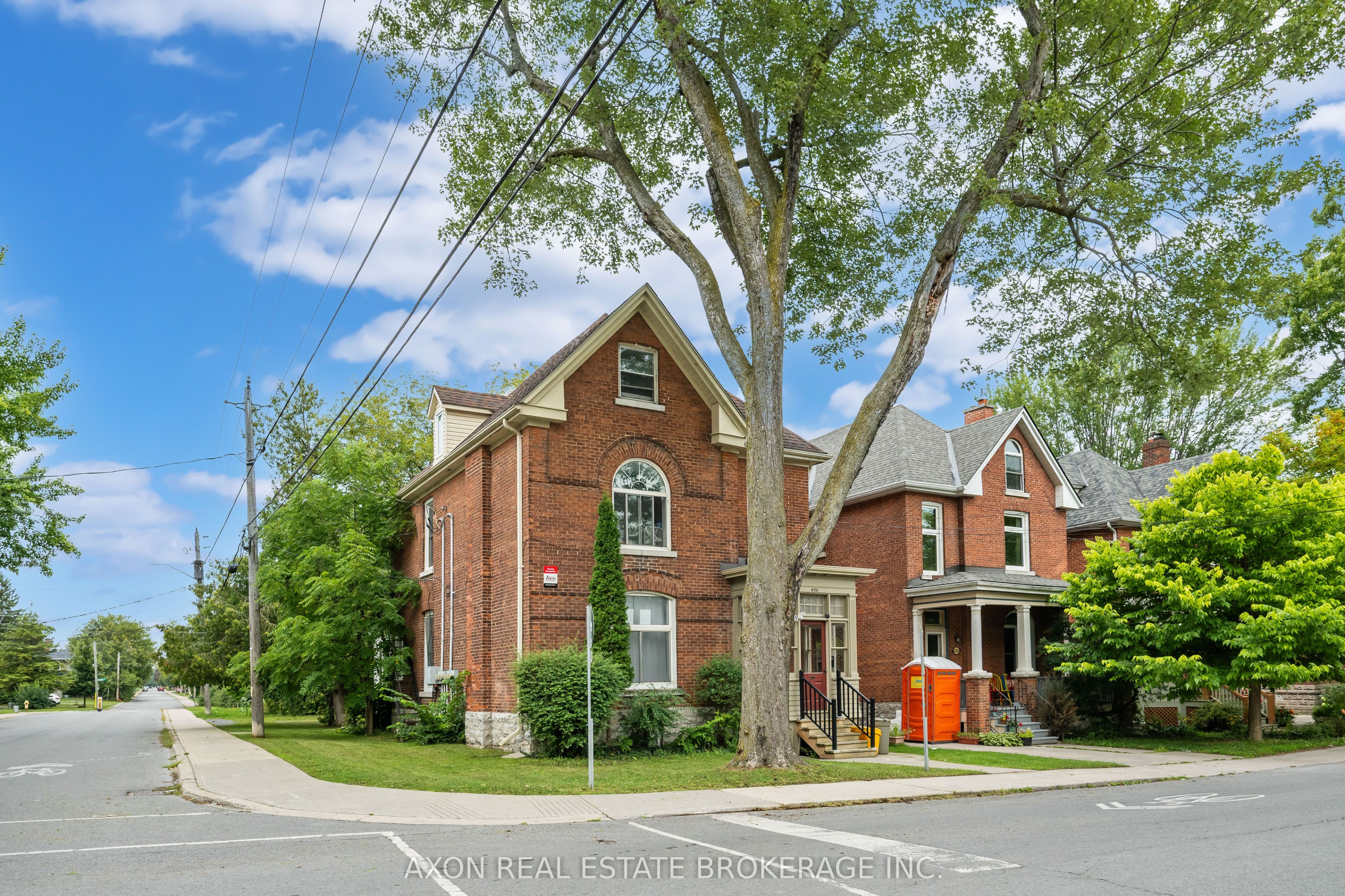 408 Albert Street Property Photo 2