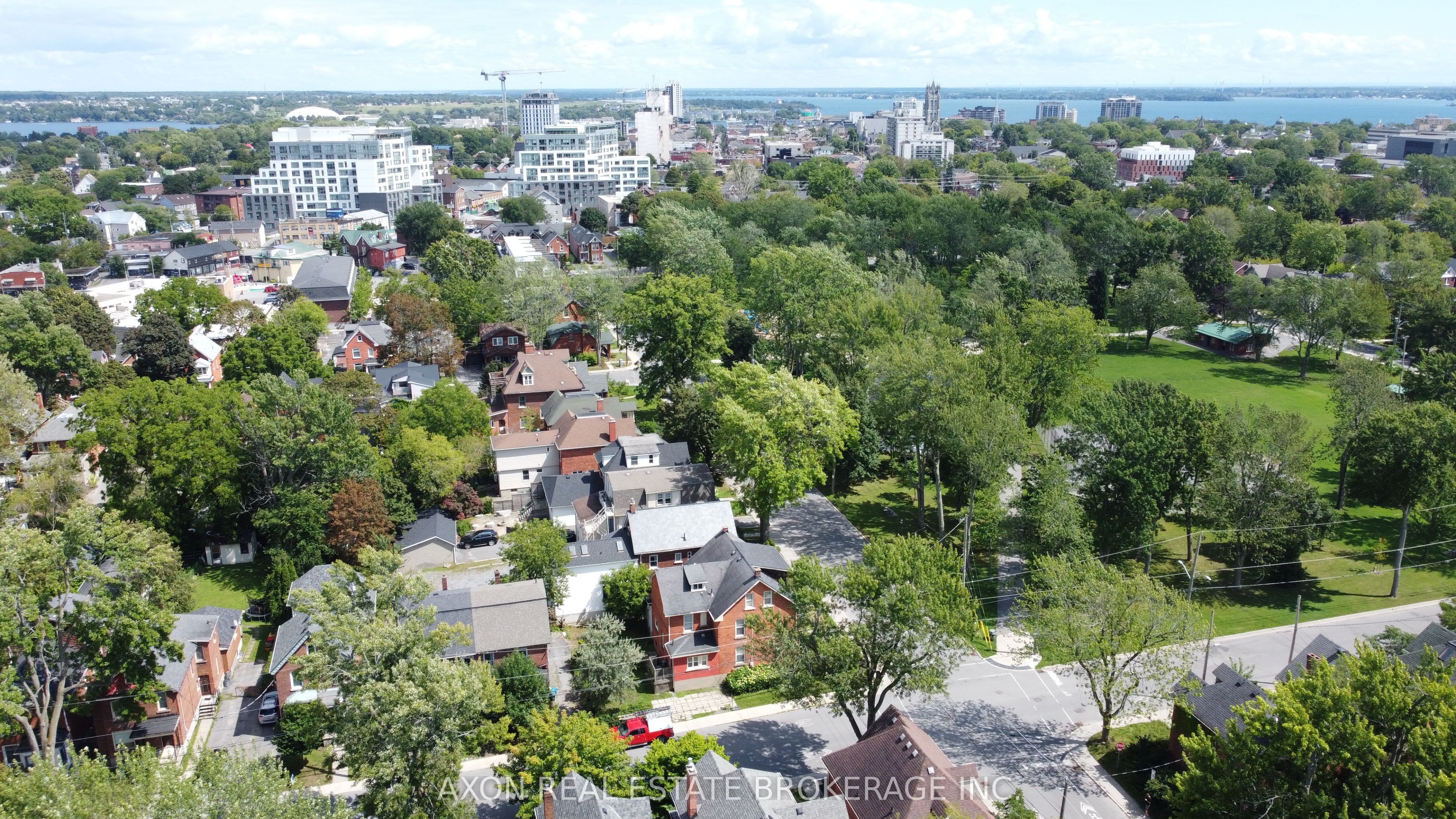 408 Albert Street Property Photo 9