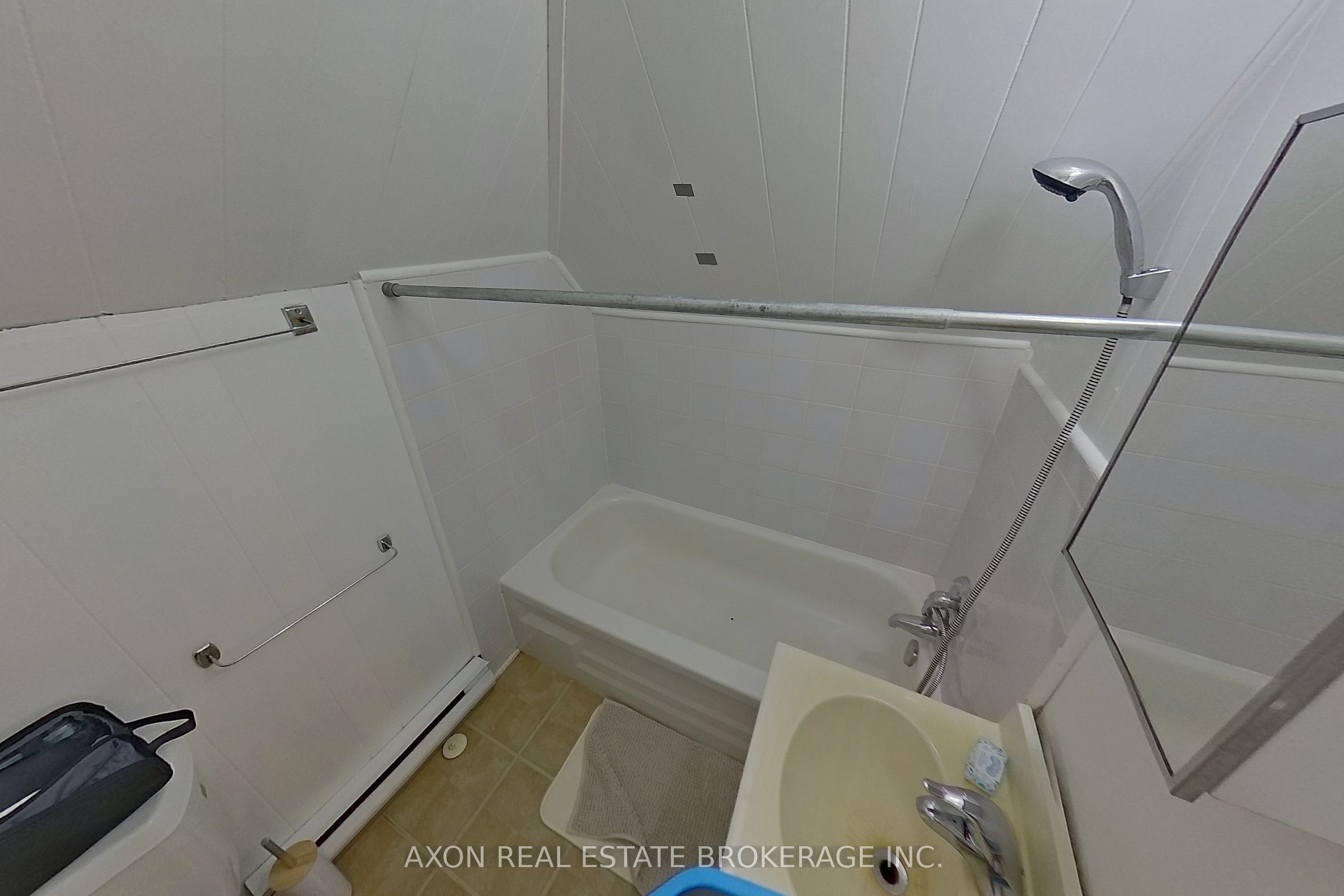 408 Albert Street Property Photo 22