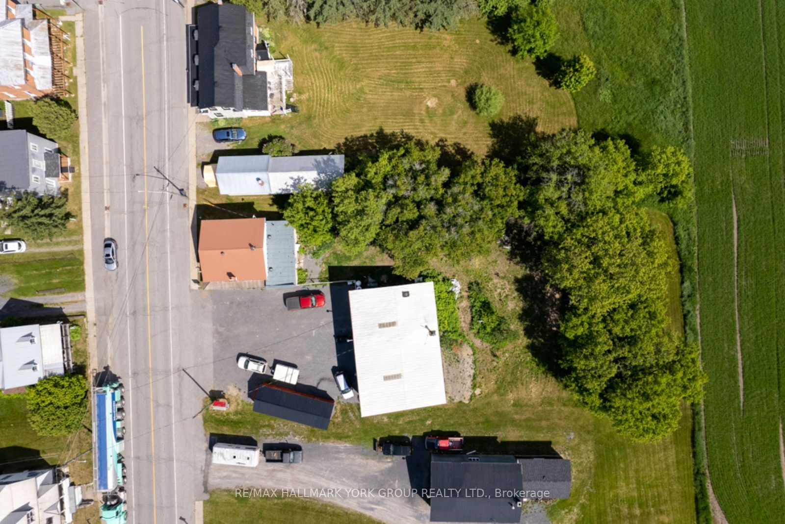 754 County Road 18 Property Photo 26