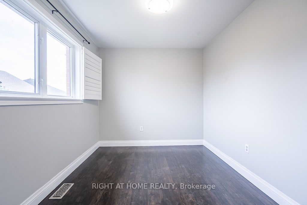 27 Panorama Way Property Photo 12