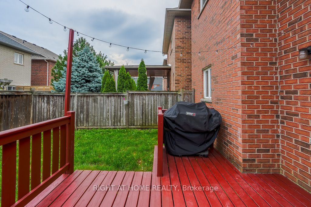 27 Panorama Way Property Photo 38