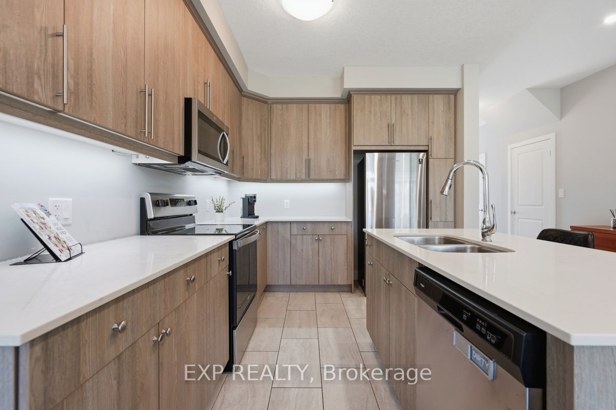 177 Edgevalley Road 120 Property Photo 8