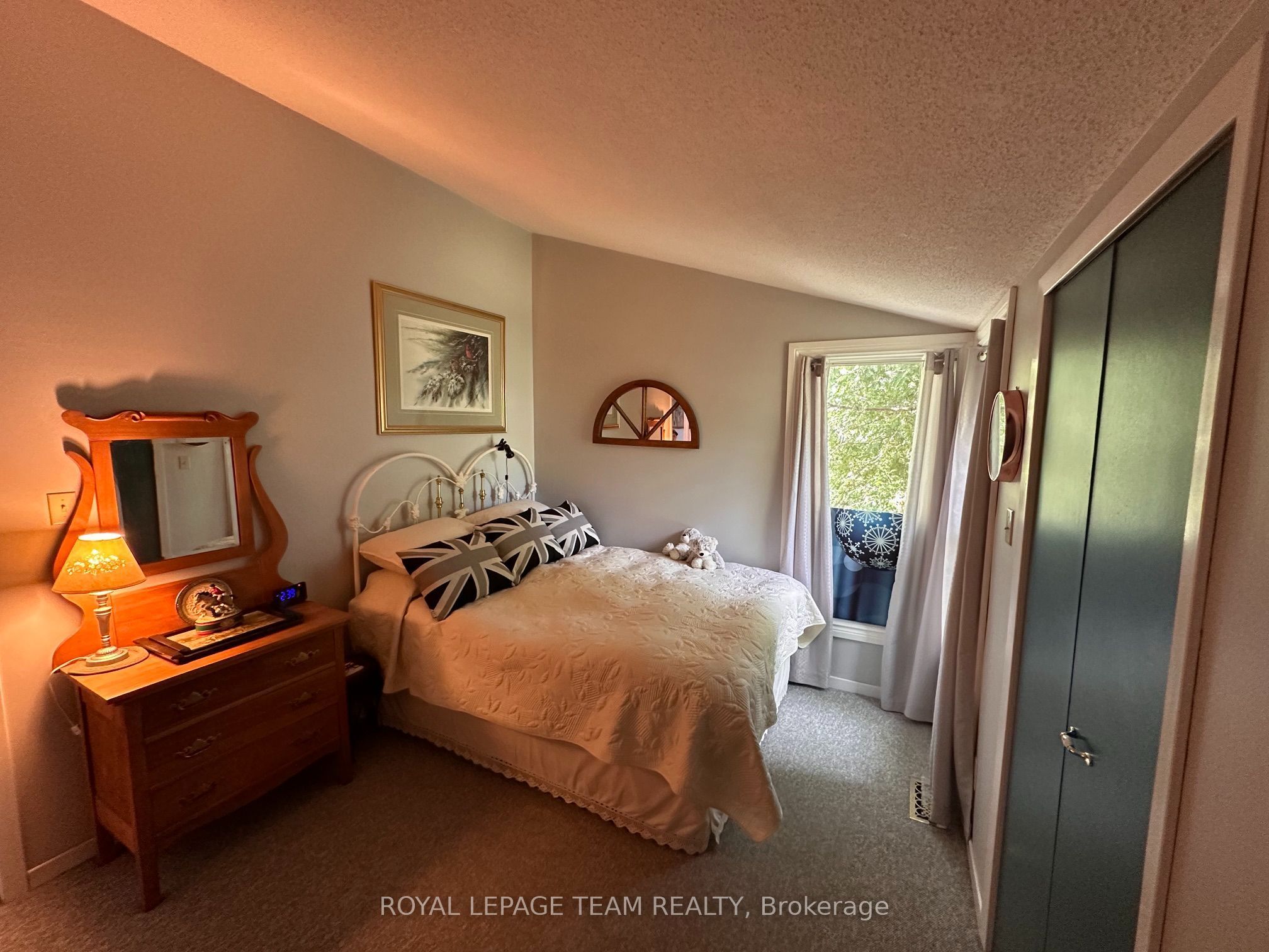 1663 Christina Crescent Property Photo 19