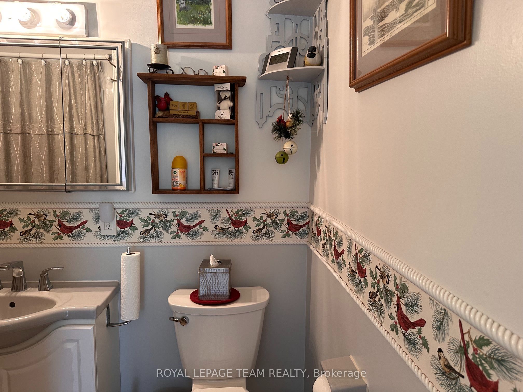 1663 Christina Crescent Property Photo 24