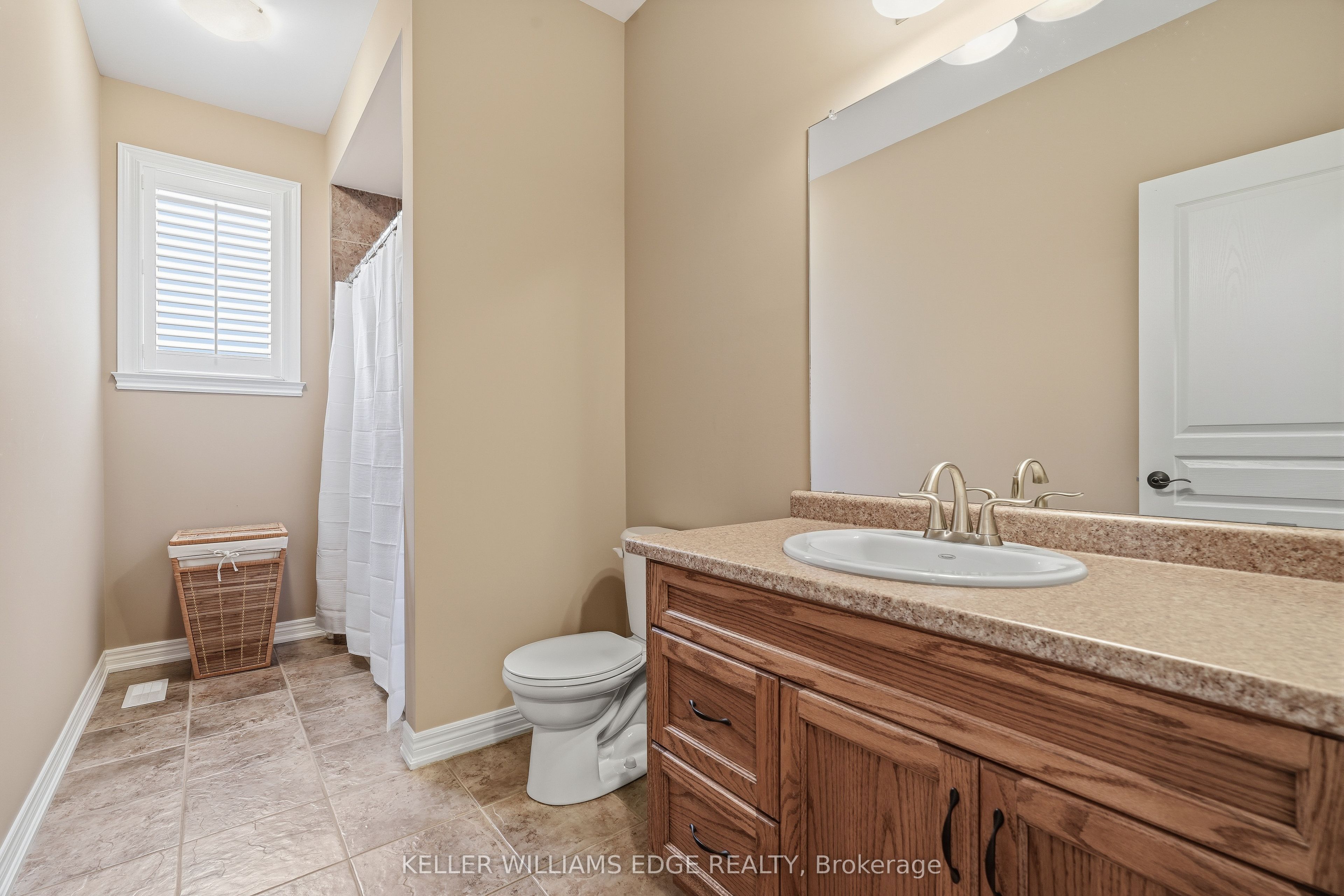 31 Streamside Drive Property Photo 5