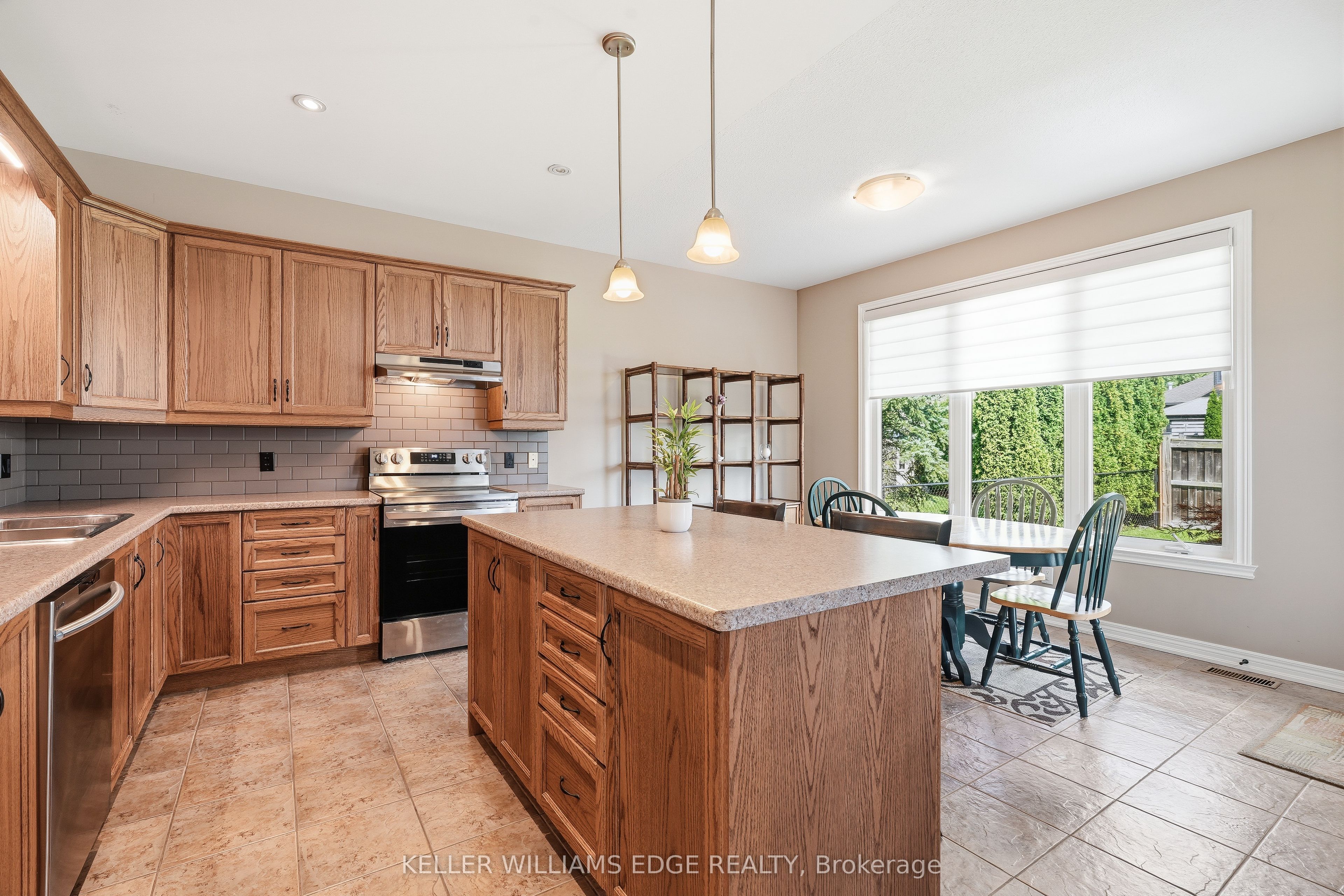 31 Streamside Drive Property Photo 18