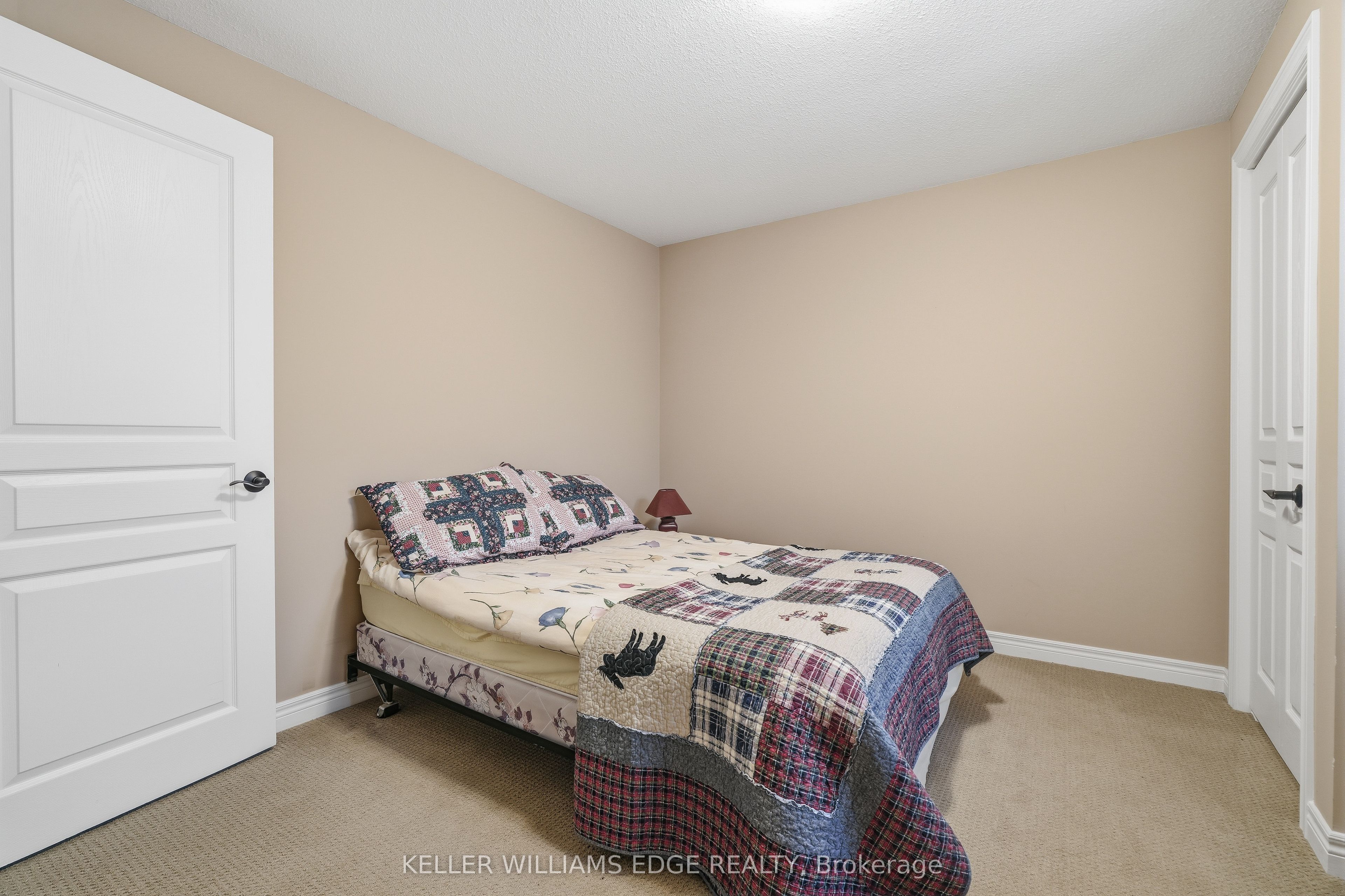 31 Streamside Drive Property Photo 27