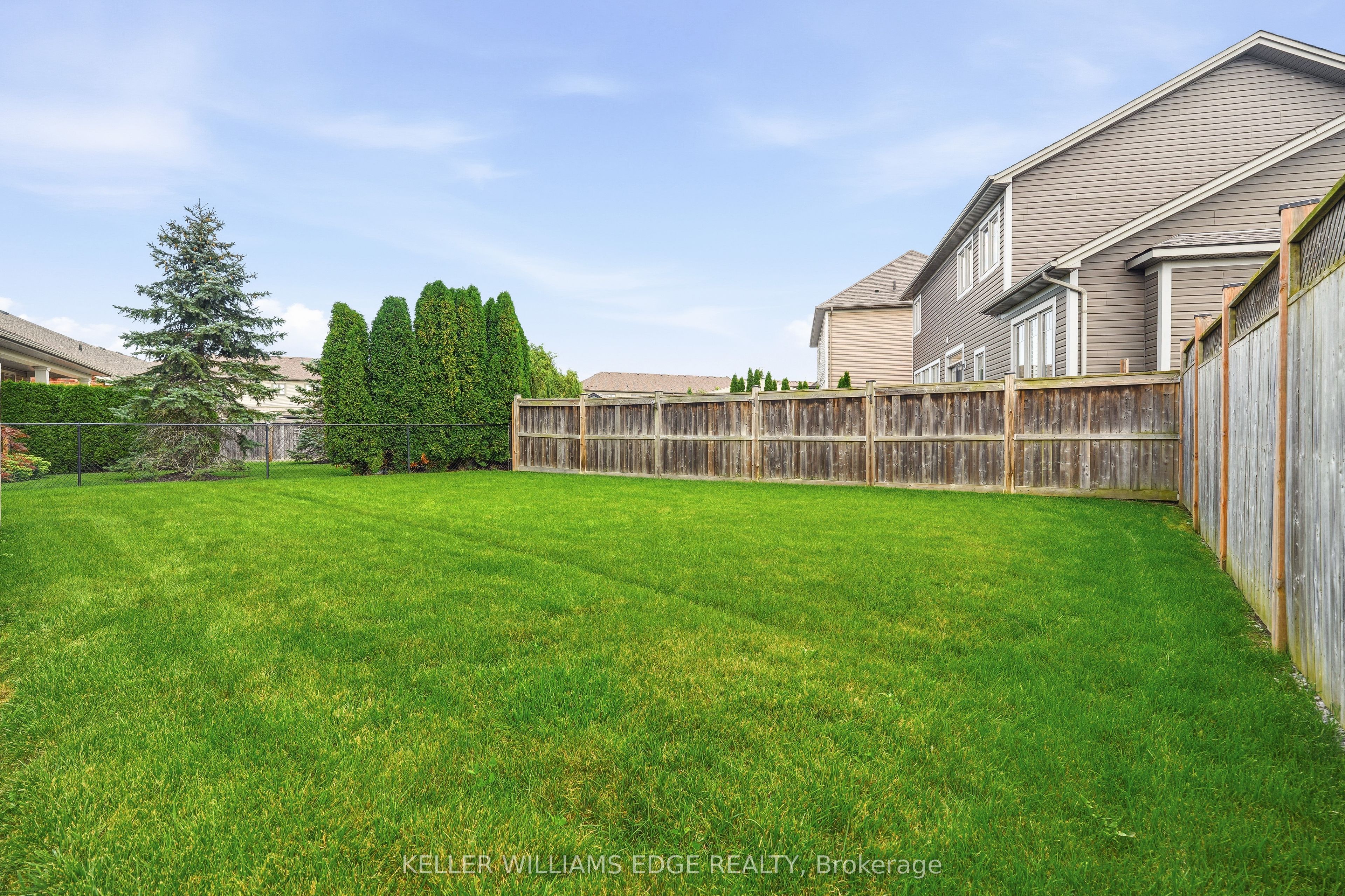 31 Streamside Drive Property Photo 34