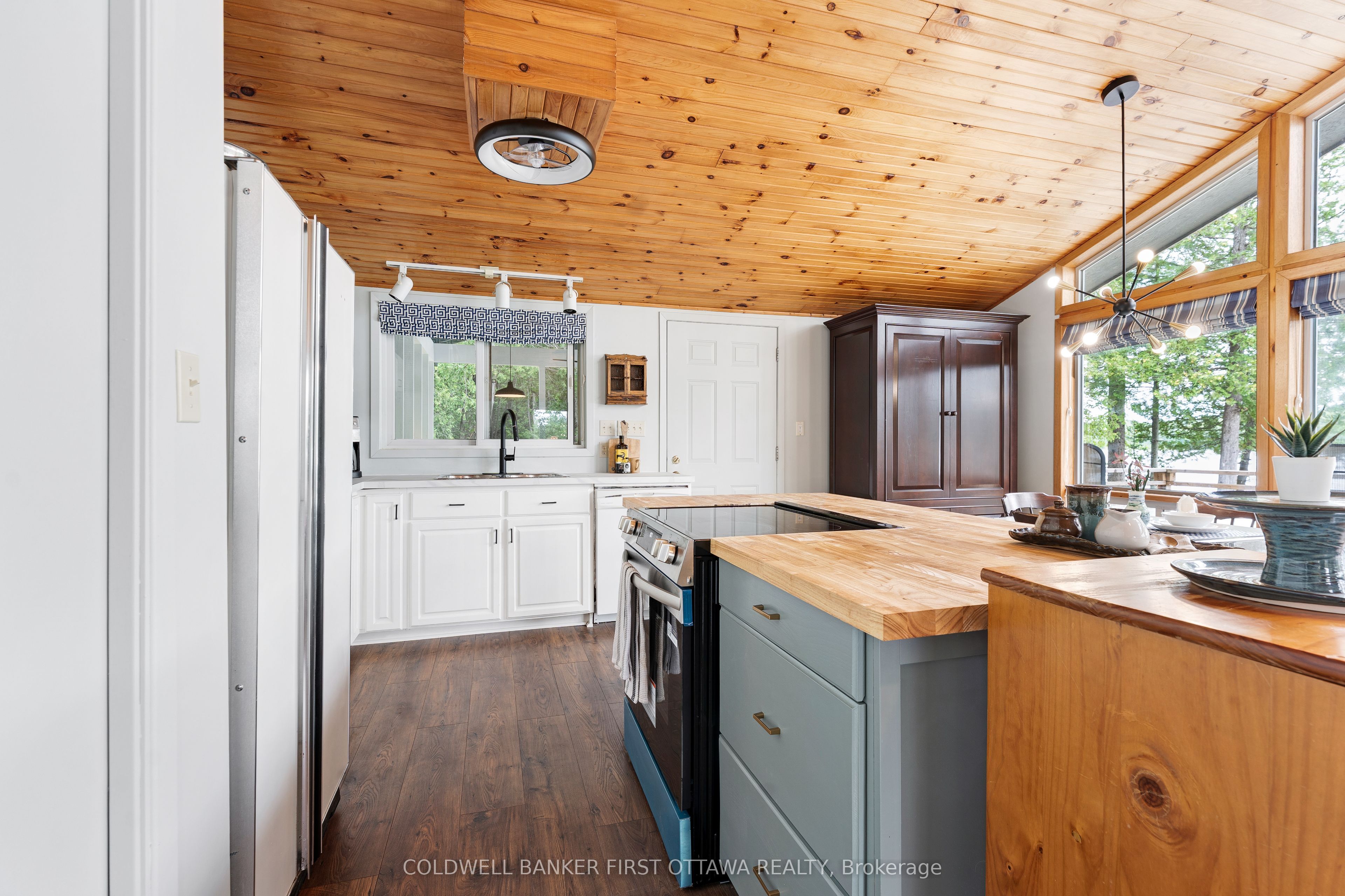 1271 Parsons Lane Property Photo 11