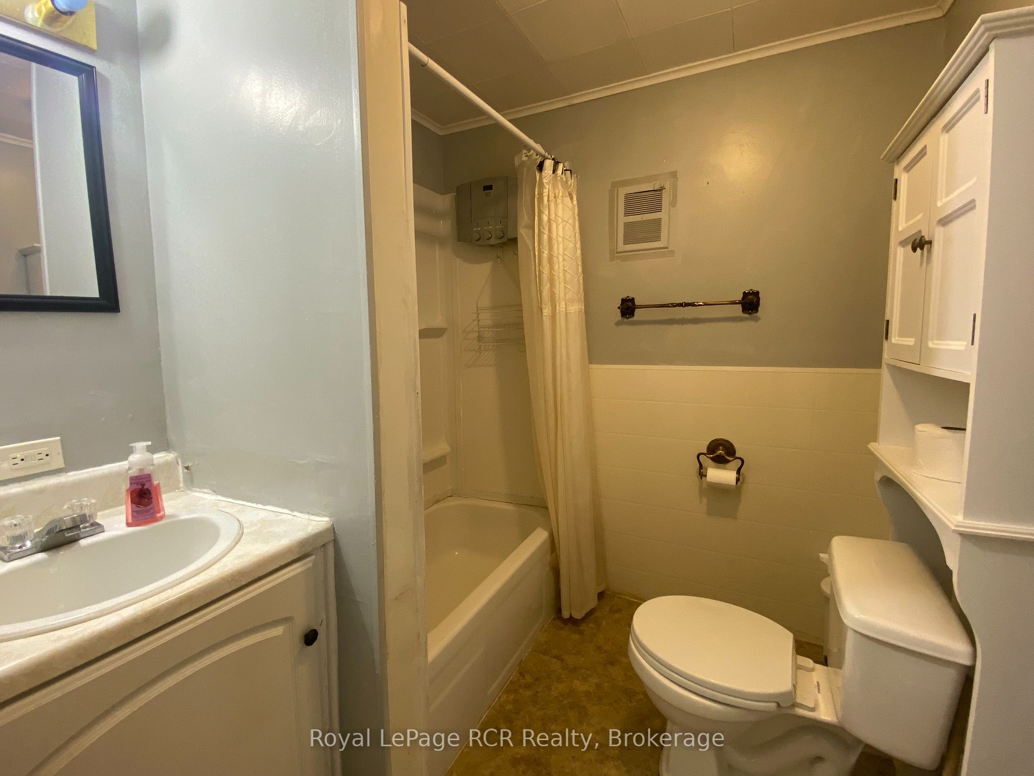 1851 5th Avenue E Property Photo 17