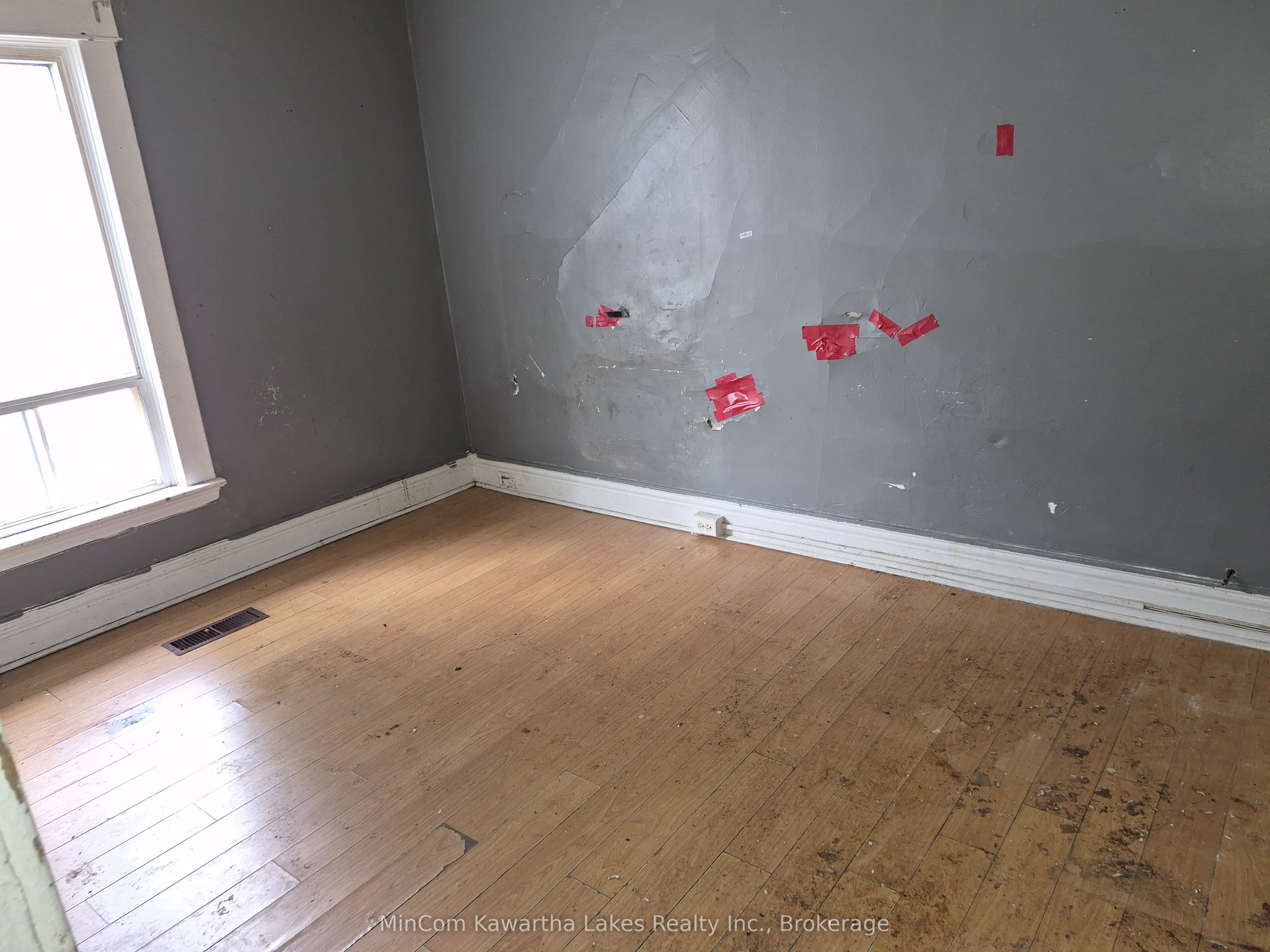 467 Albert Street Property Photo 28