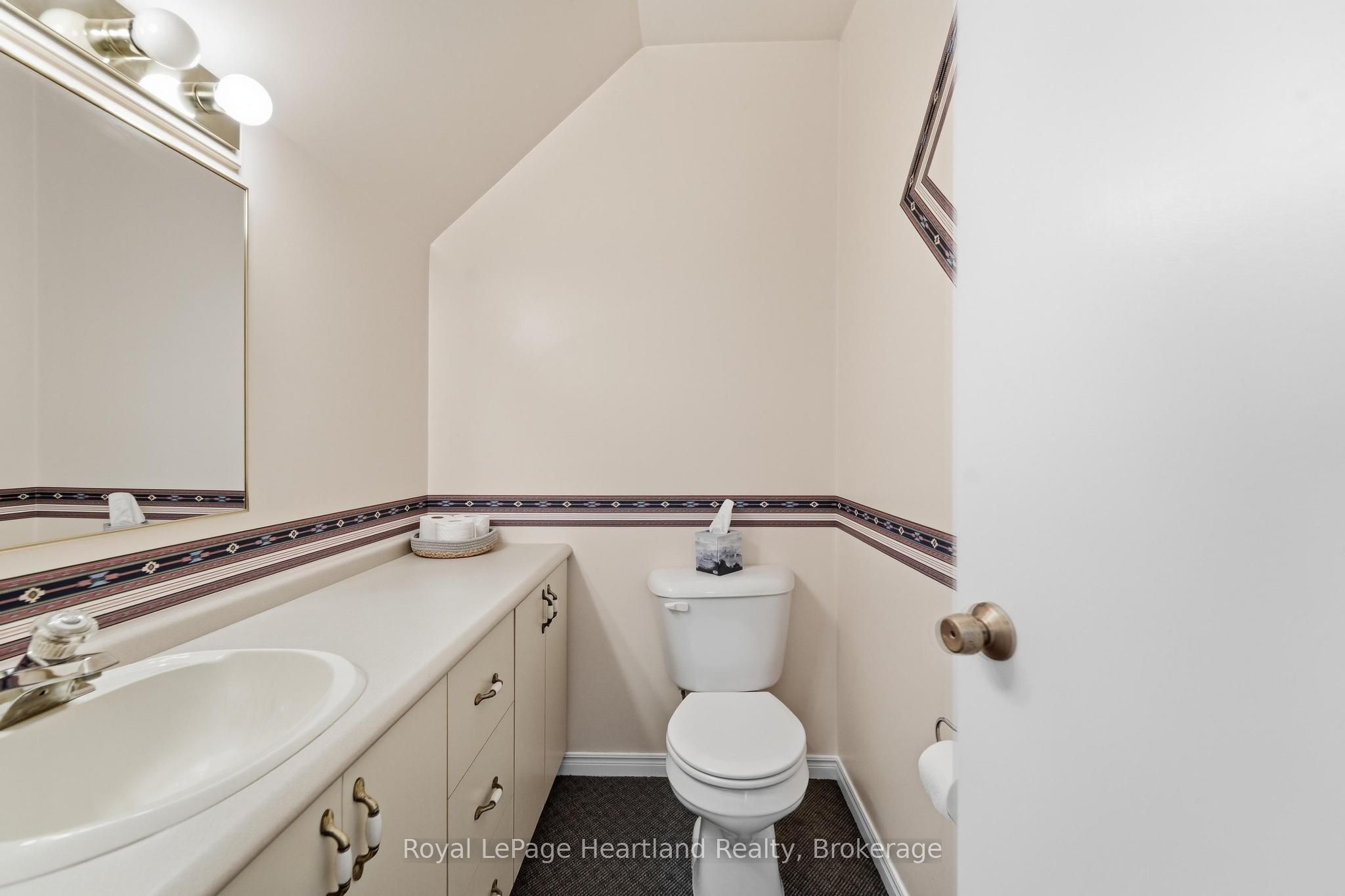 38904 Londesboro Road Property Photo 29