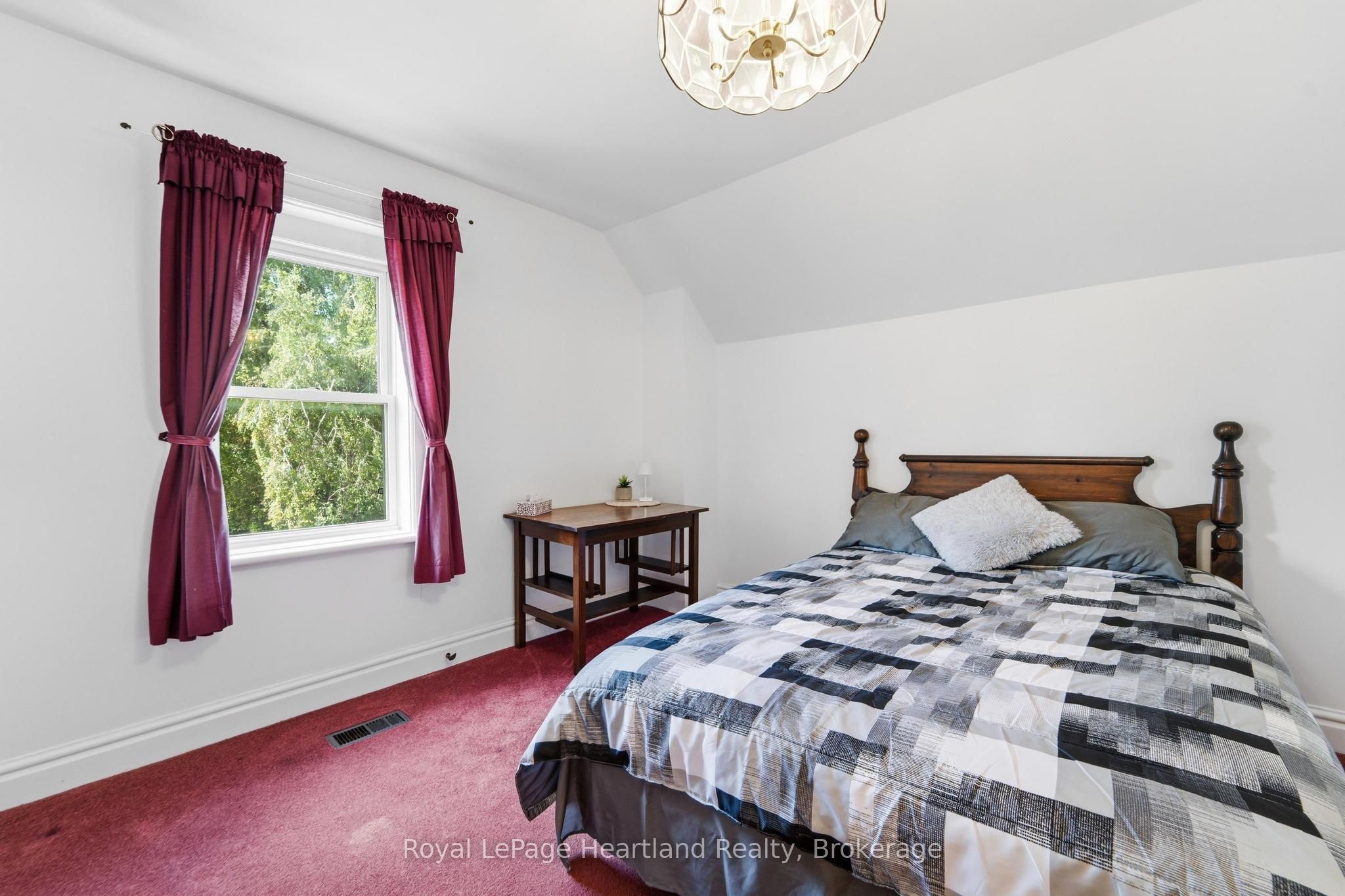 38904 Londesboro Road Property Photo 31