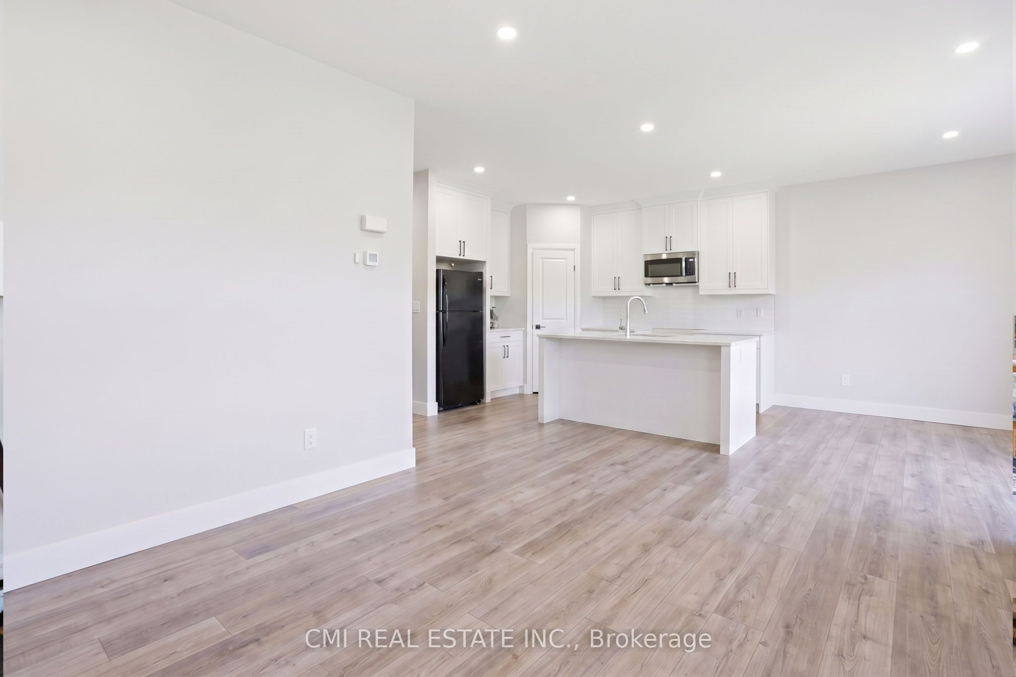 93 Eagle Street 10b Property Photo 9
