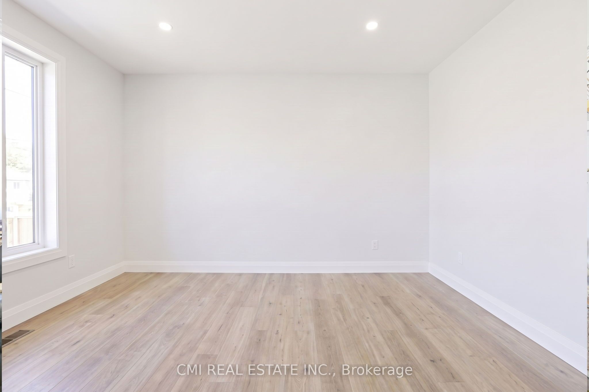 93 Eagle Street 10b Property Photo 10