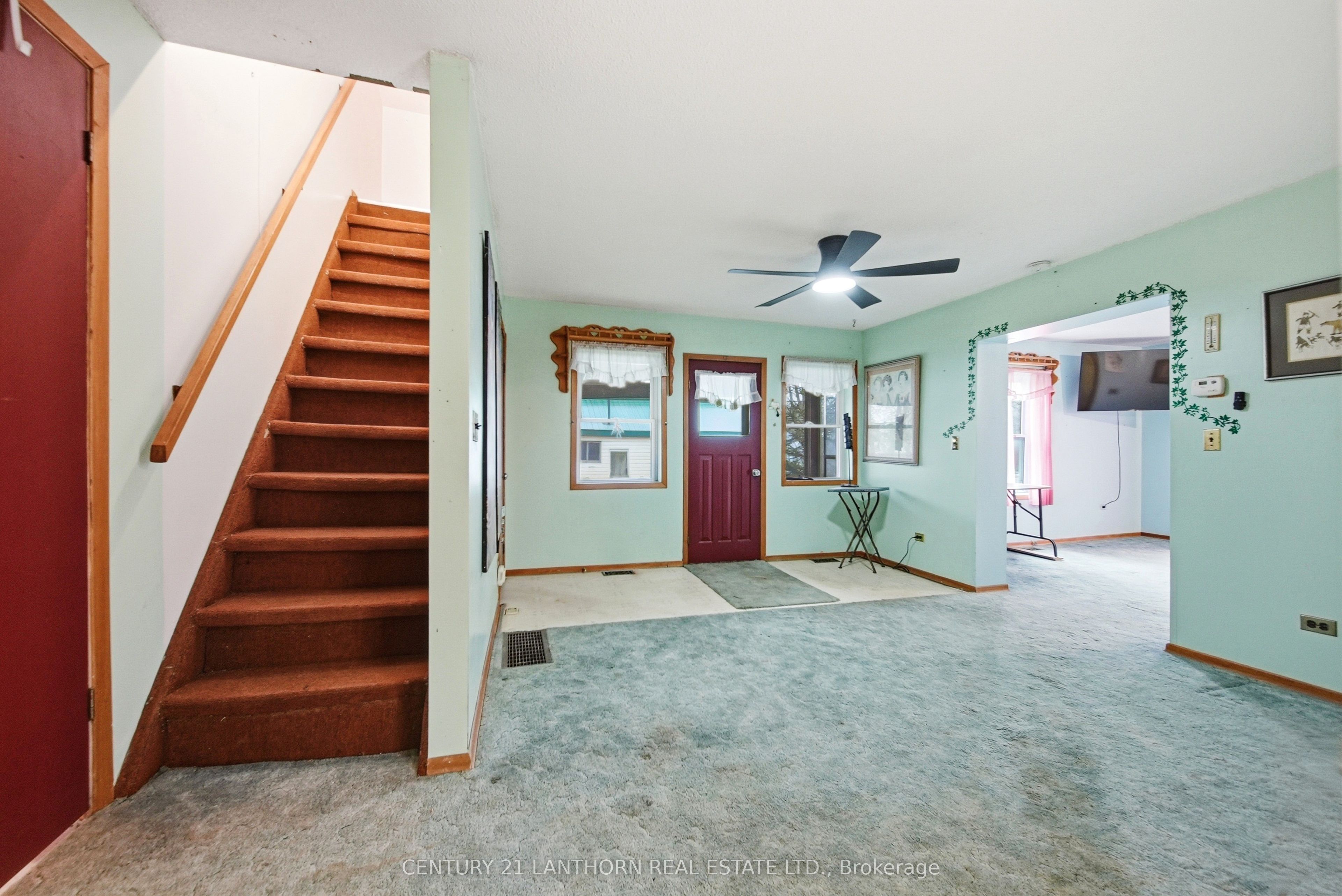 193 St. Lawrence Street E Property Photo 14