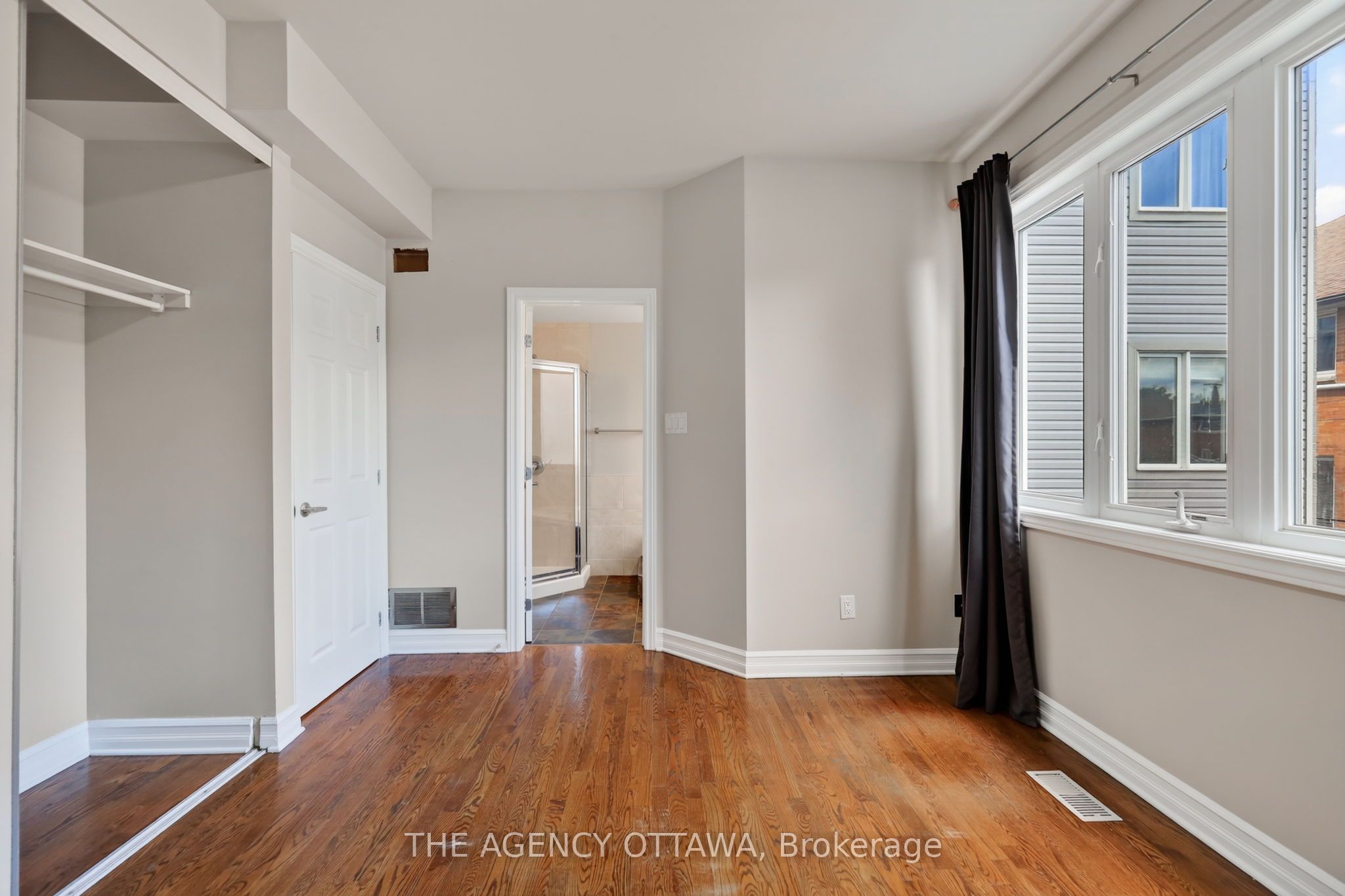 711 Churchill Avenue N 203 Property Photo 27