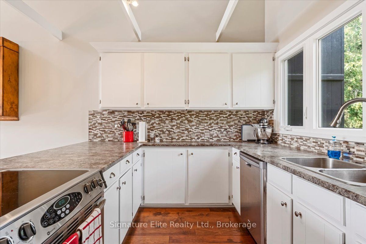 182 Lanktree Drive Property Photo 8