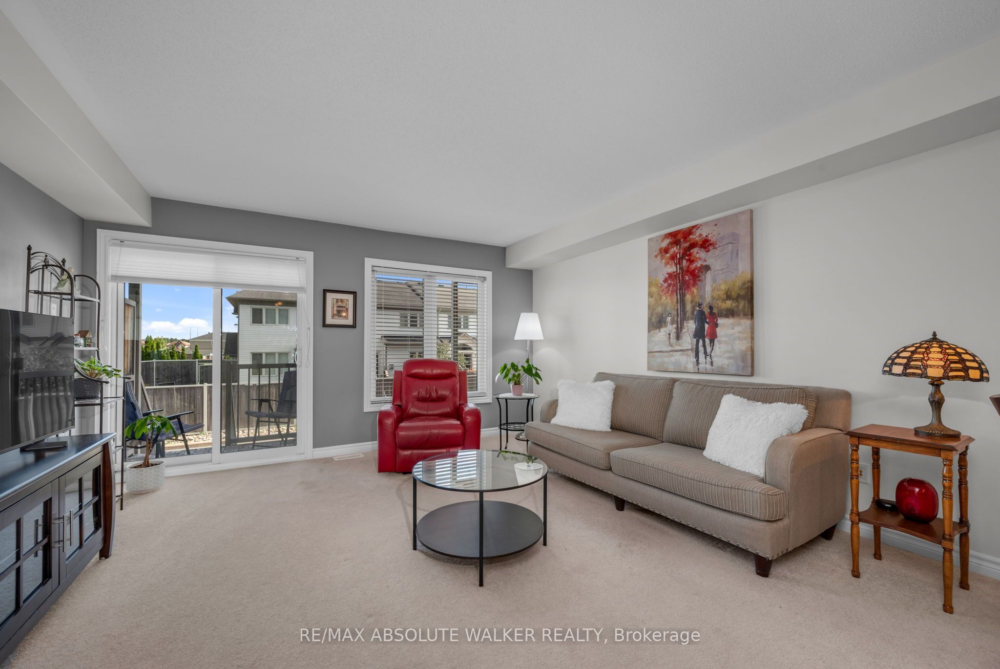 2414 Esprit Drive Property Photo 14