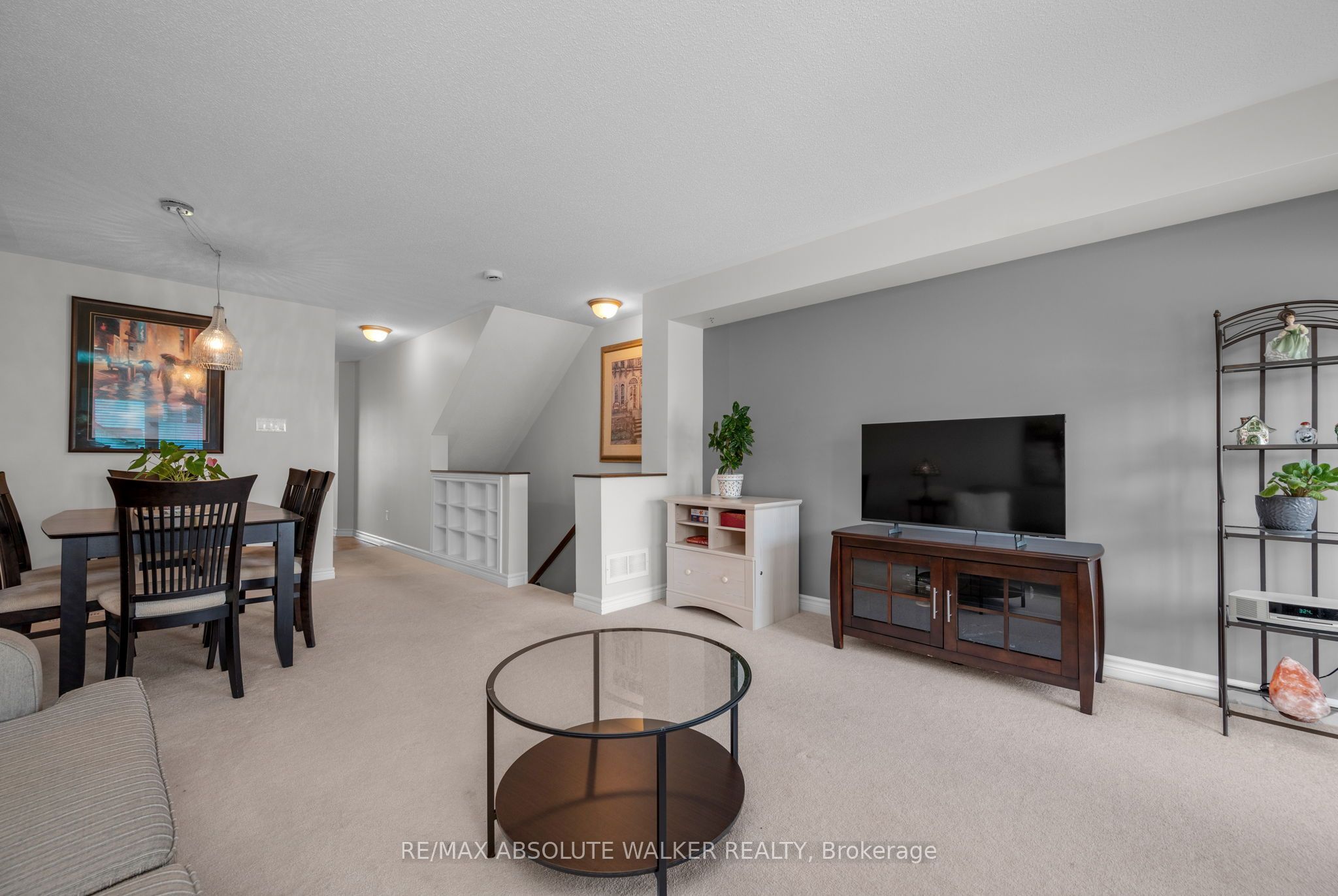 2414 Esprit Drive Property Photo 16