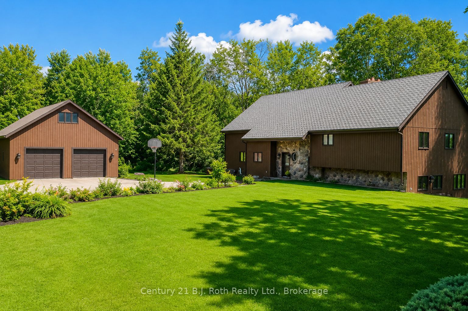 89 Mccrackin Avenue Property Photo 3