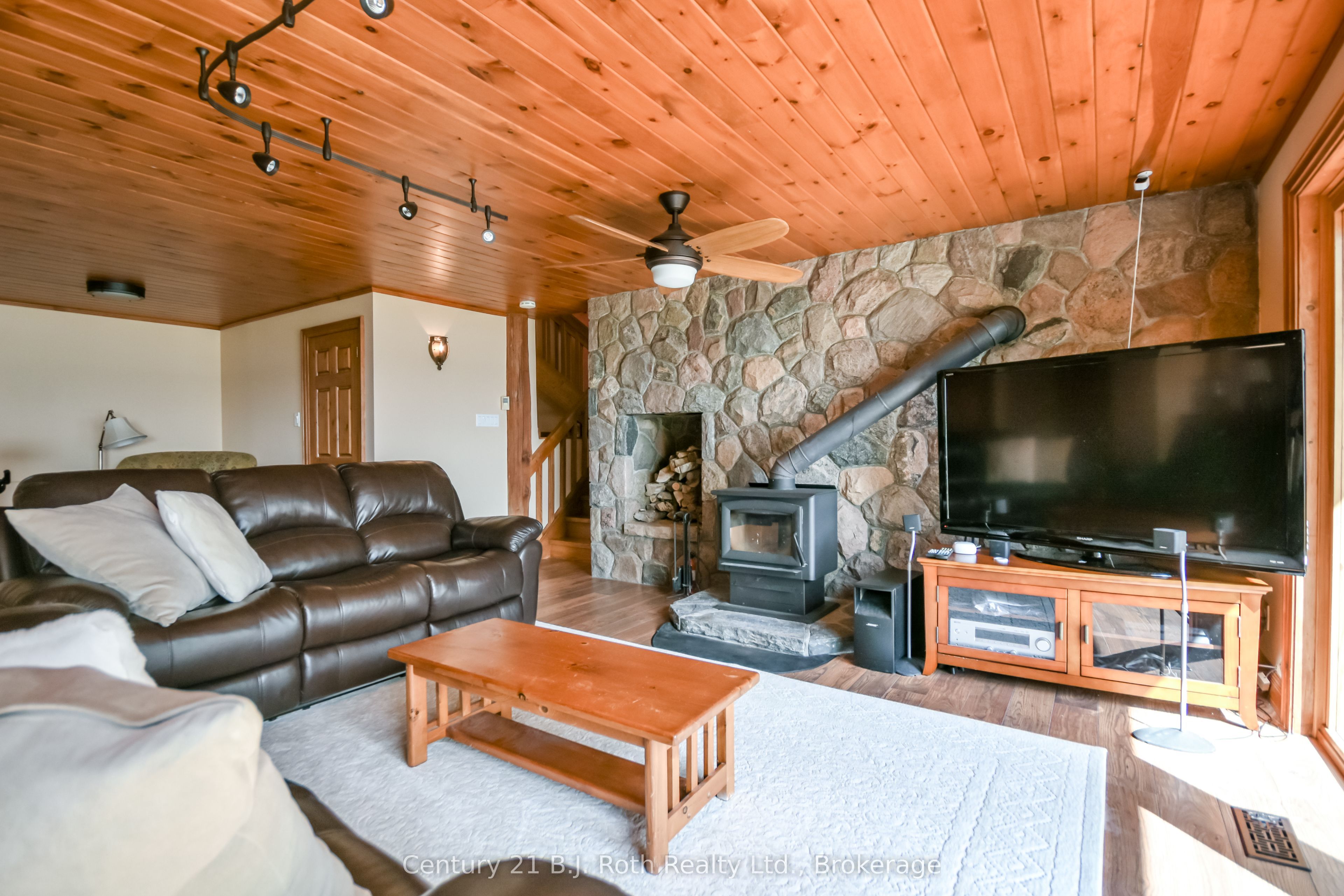 89 Mccrackin Avenue Property Photo 34