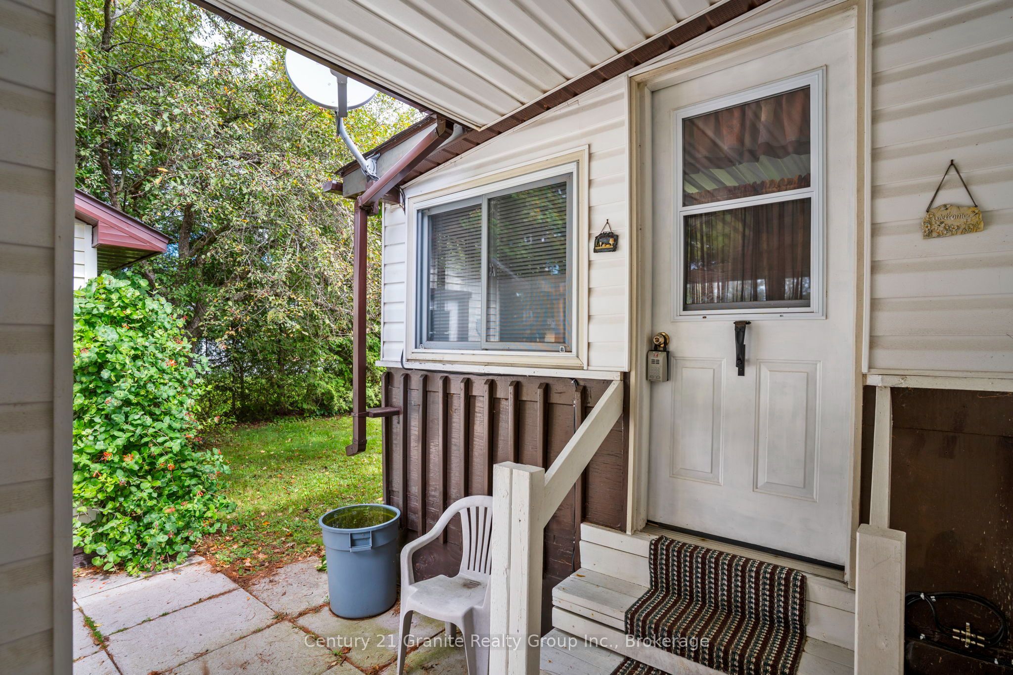 1105 Eighth Lane Property Photo 28
