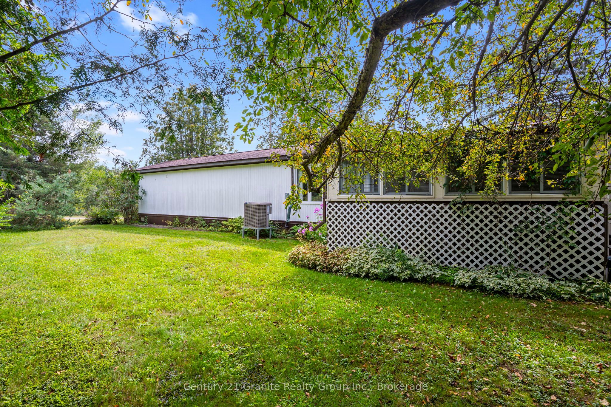 1105 Eighth Lane Property Photo 32