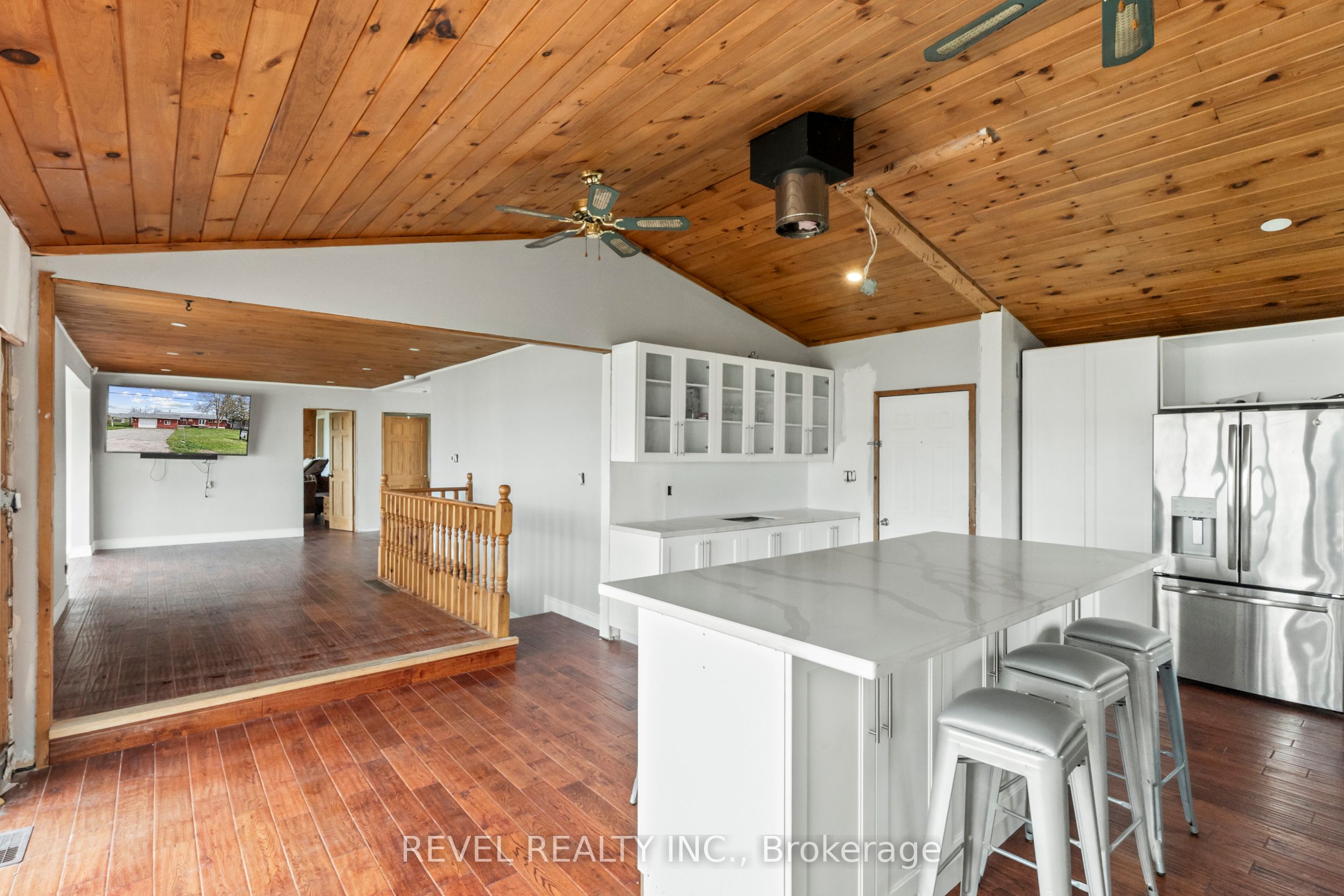 151 Beehive Drive Property Photo 3