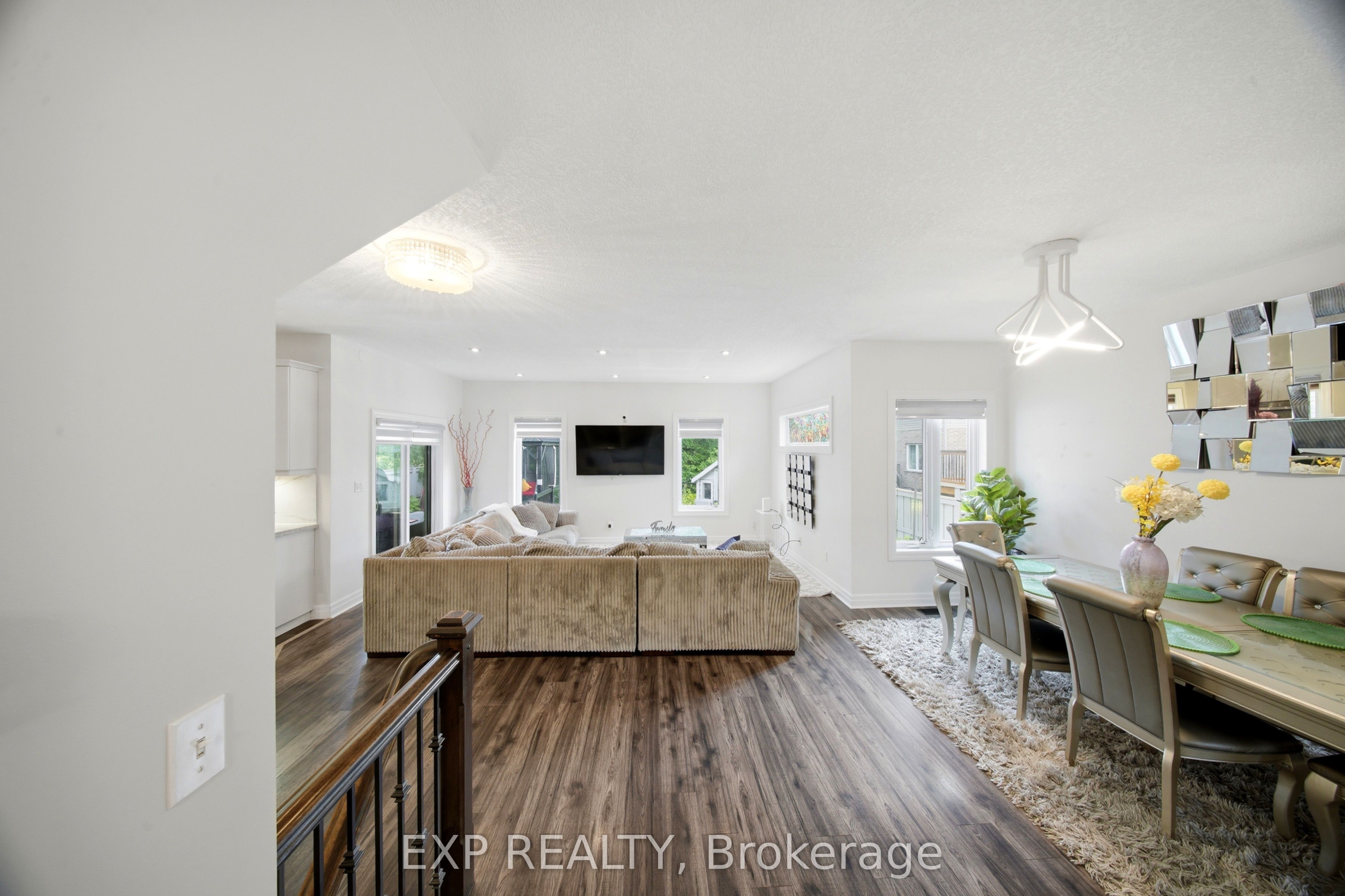 167 Broadoaks Drive Property Photo 11