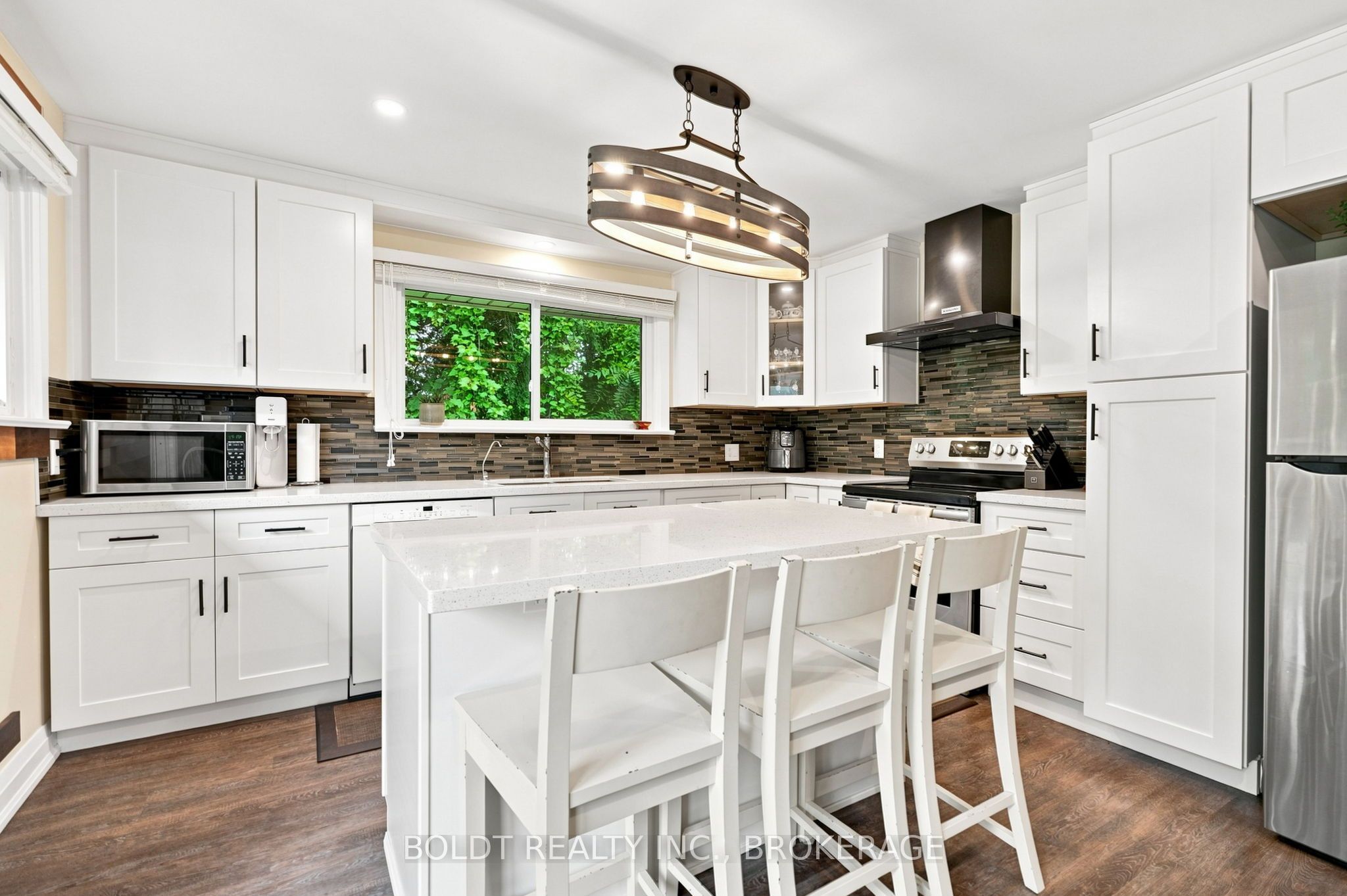 8166 Thorold Stone (main) Road Property Photo 7