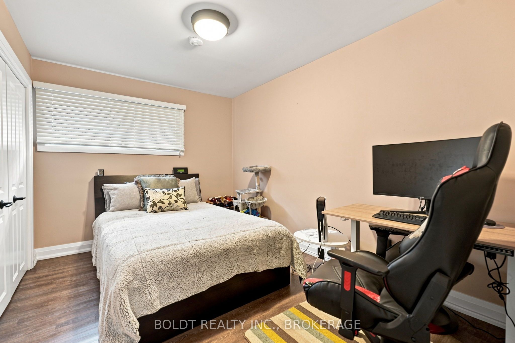 8166 Thorold Stone (main) Road Property Photo 14