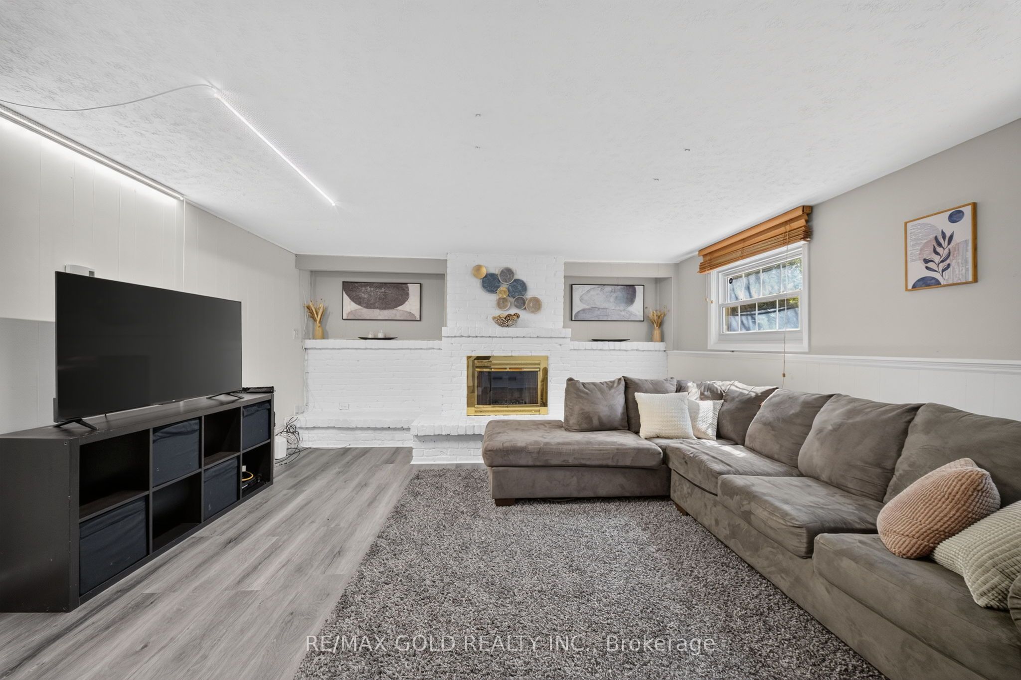 670 Grenfell Drive Property Photo 15