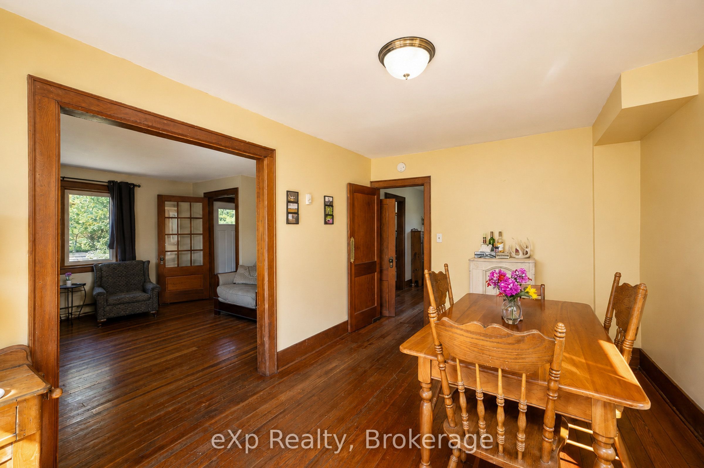 58111 12th Line Property Photo 8