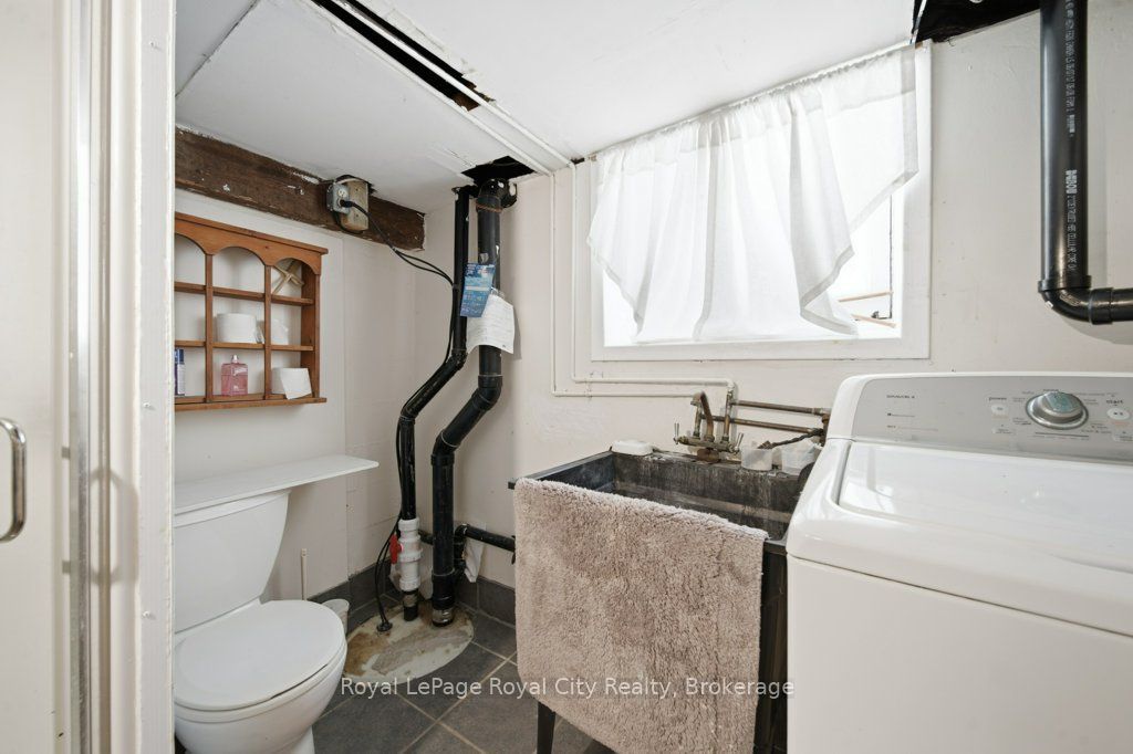 66 Raglan Street Property Photo 33