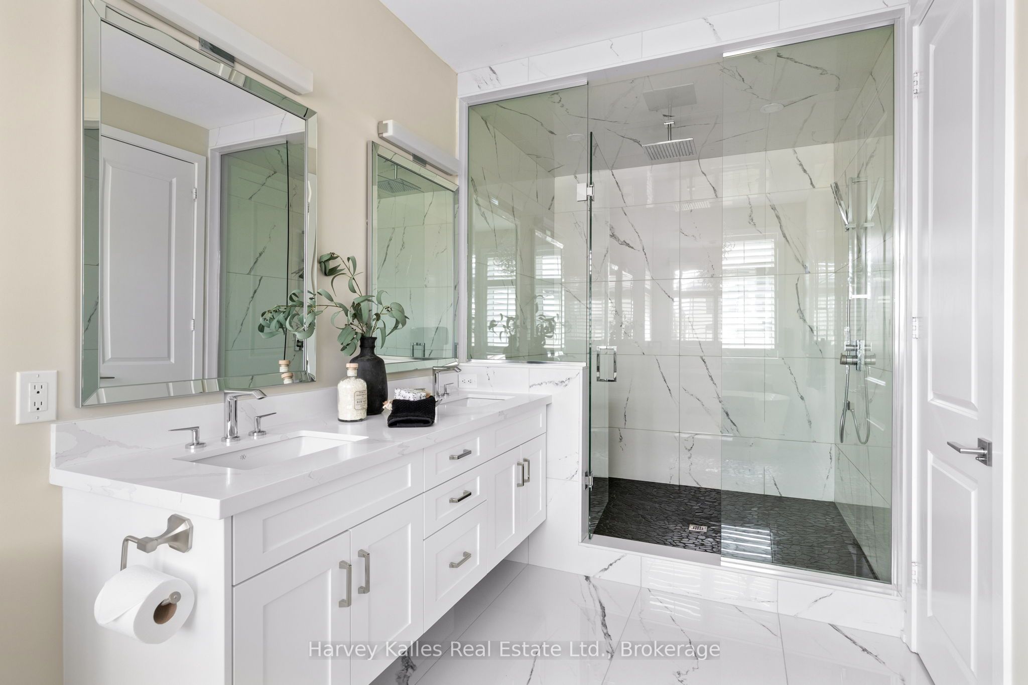 163 Springside Crescent Property Photo 24
