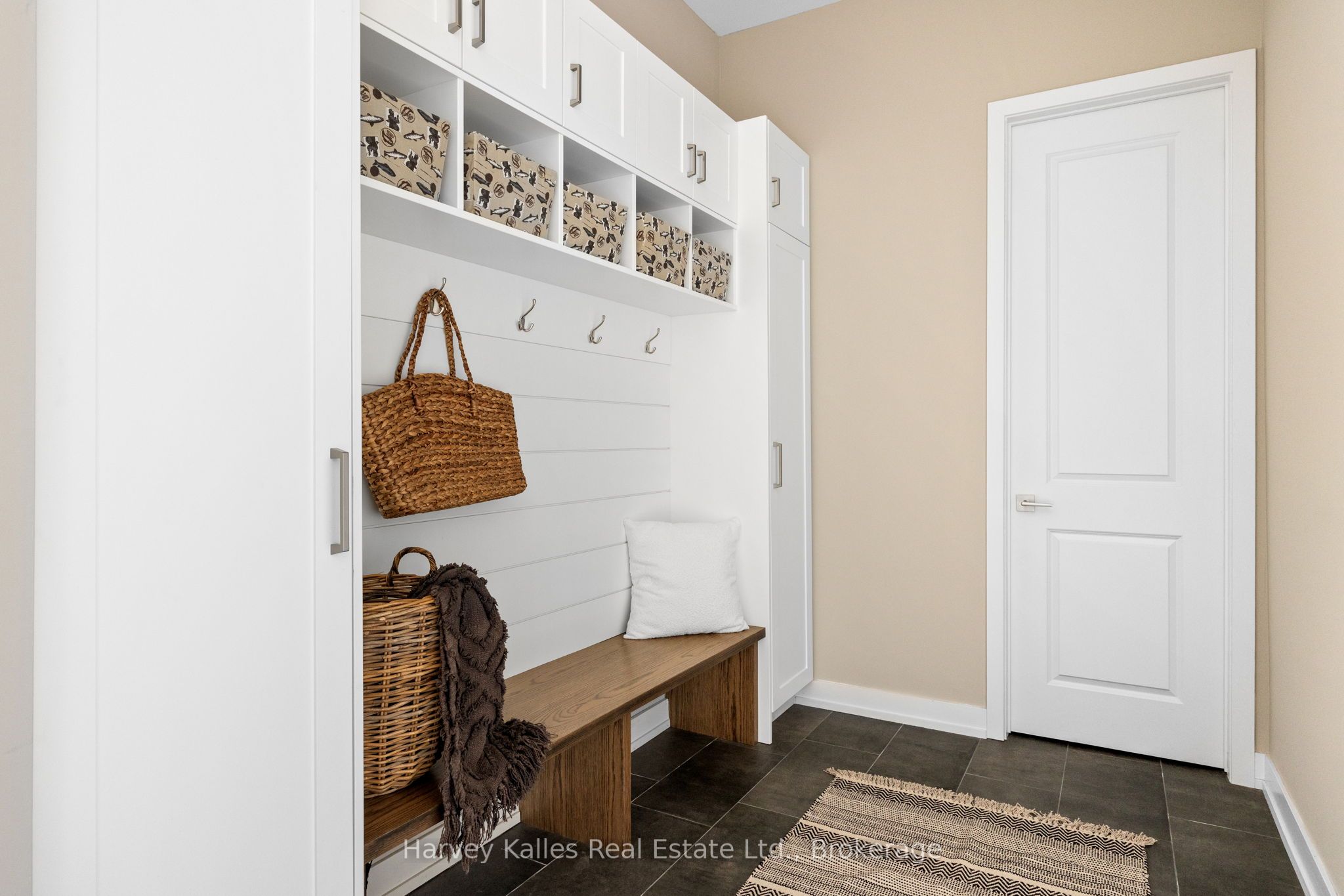 163 Springside Crescent Property Photo 26