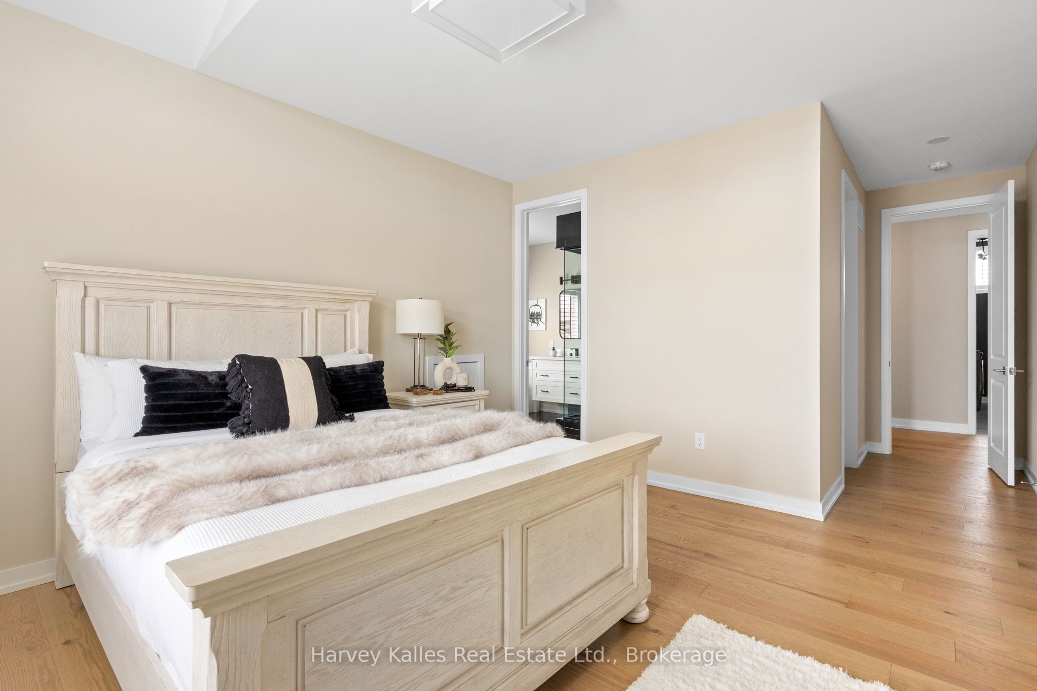 163 Springside Crescent Property Photo 28
