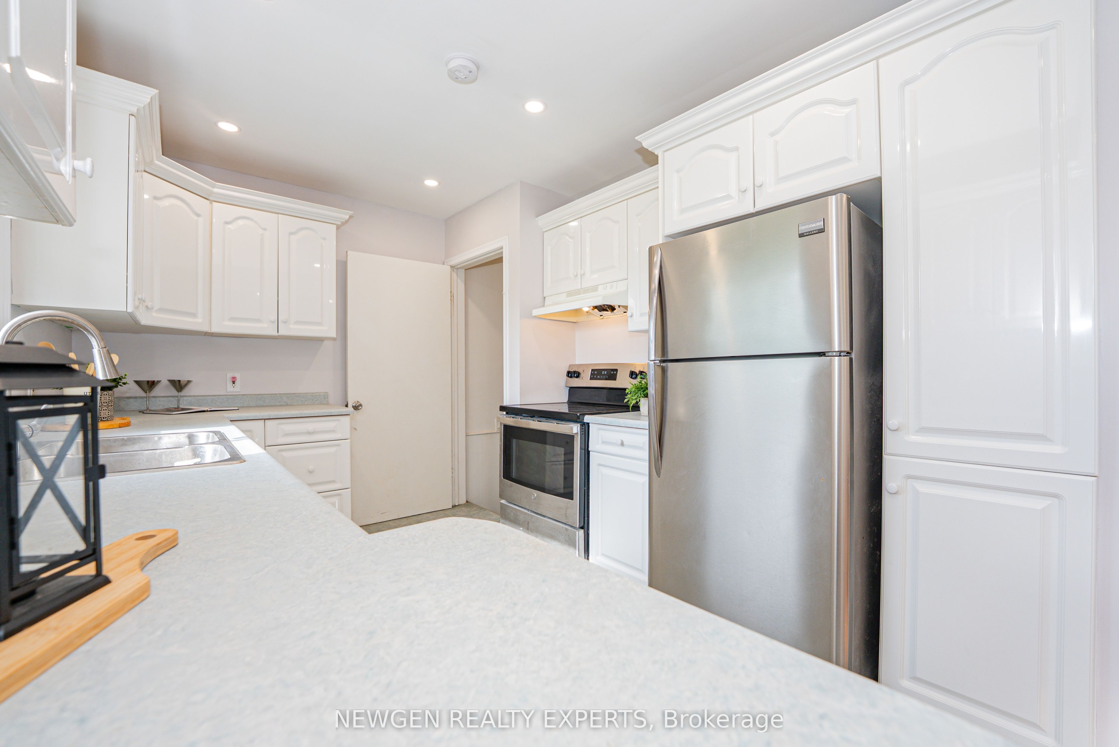4443 Dorchester Road Property Photo 19