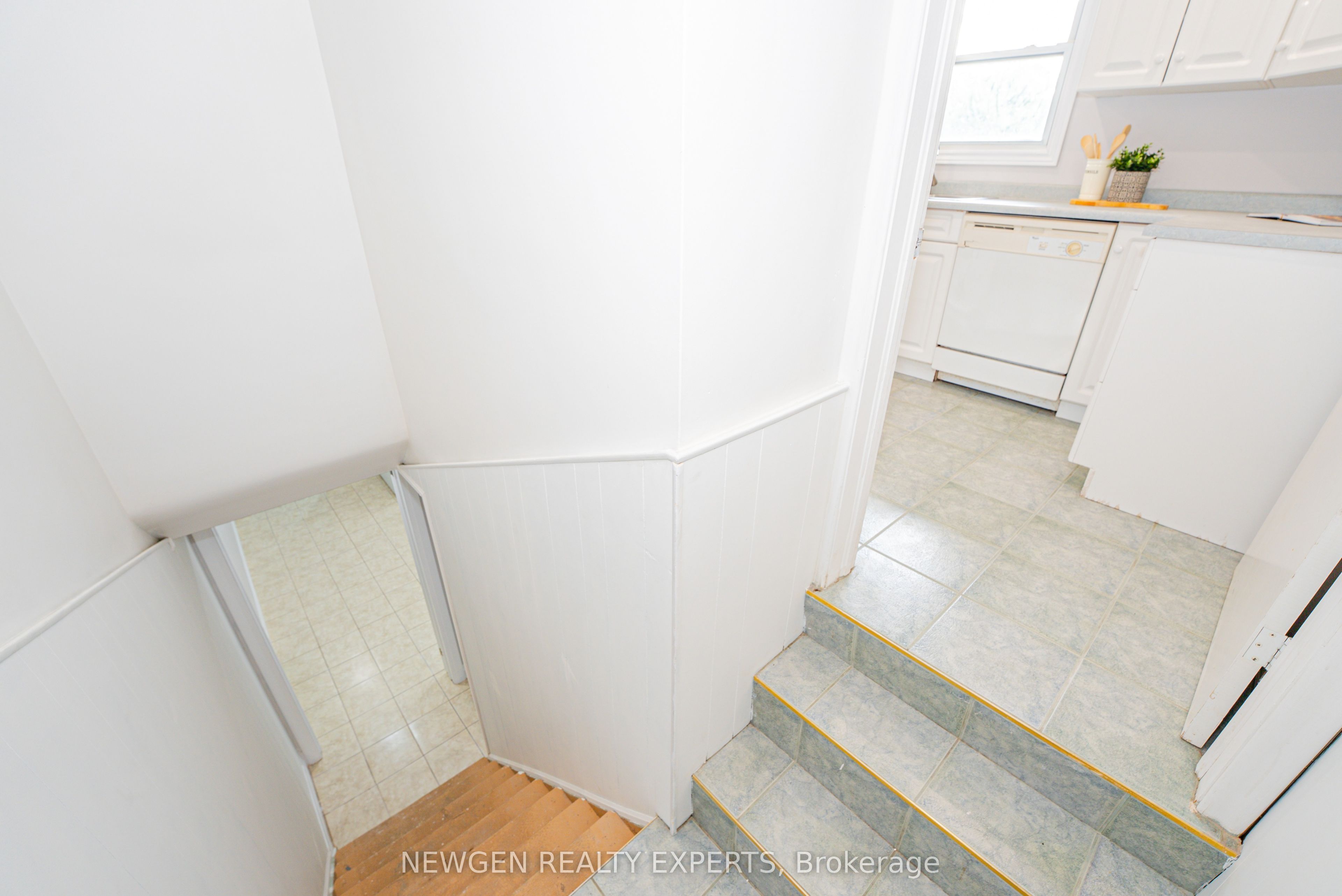 4443 Dorchester Road Property Photo 31