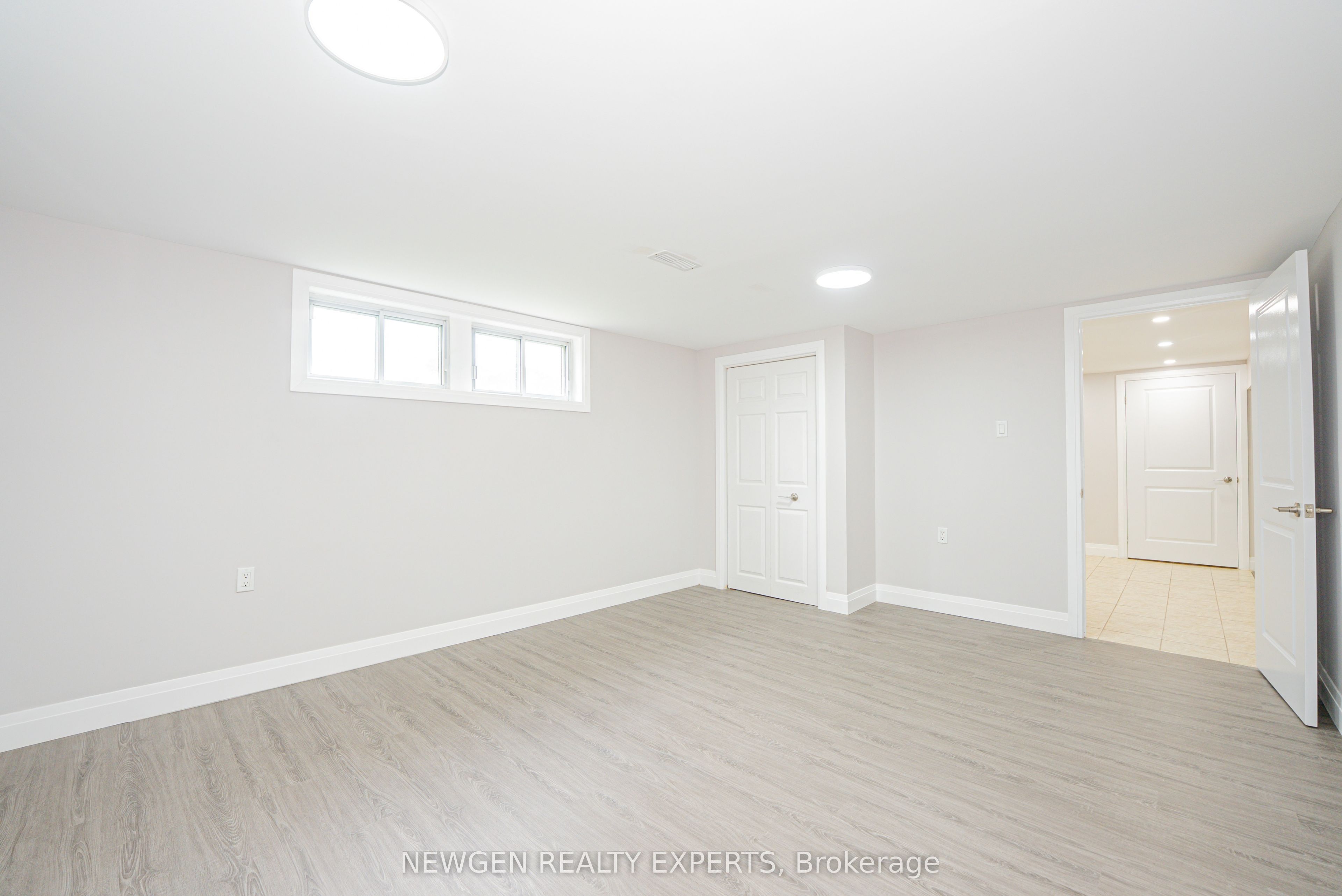 4443 Dorchester Road Property Photo 39