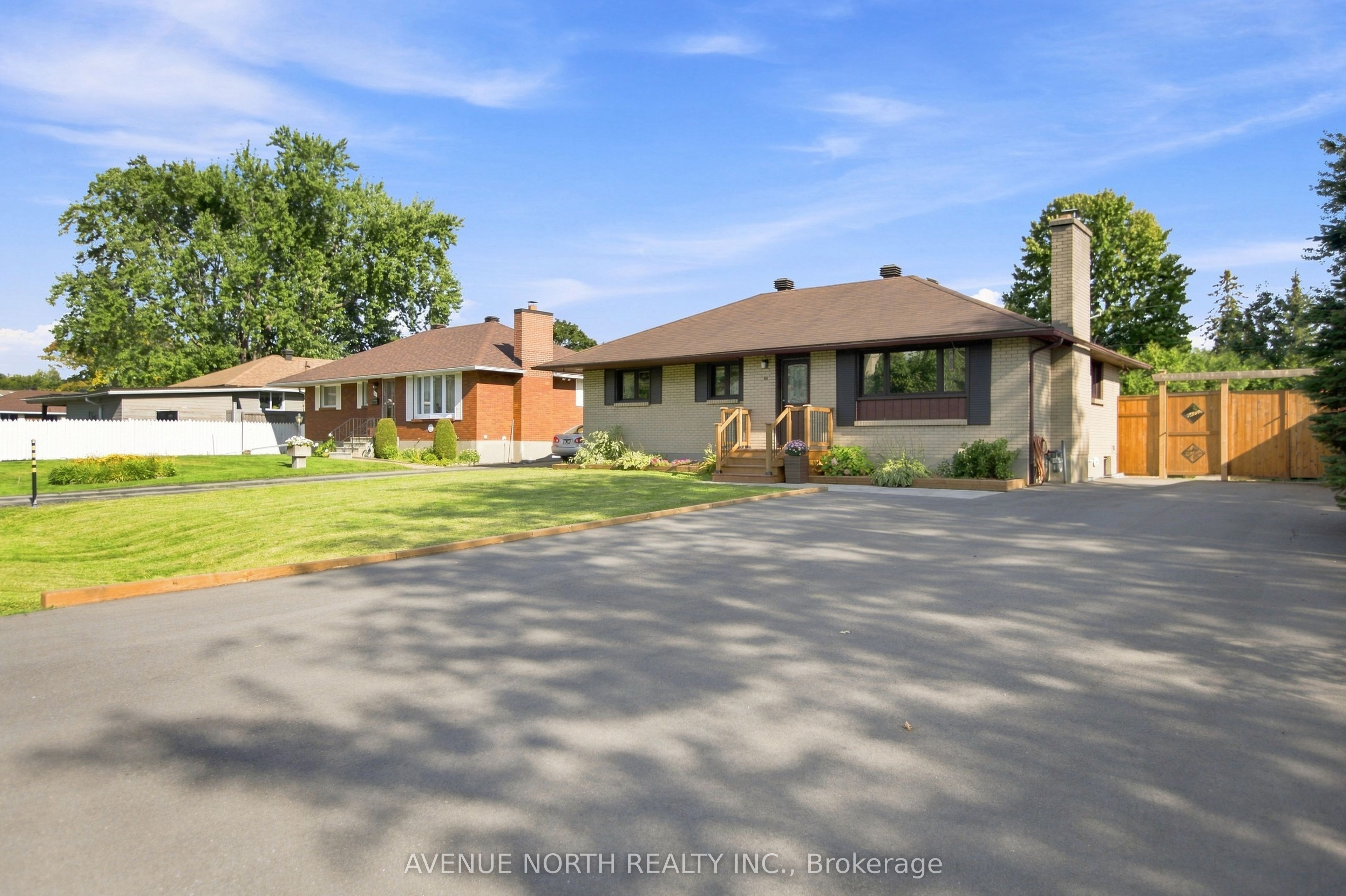 66 Epworth Avenue Property Photo 2