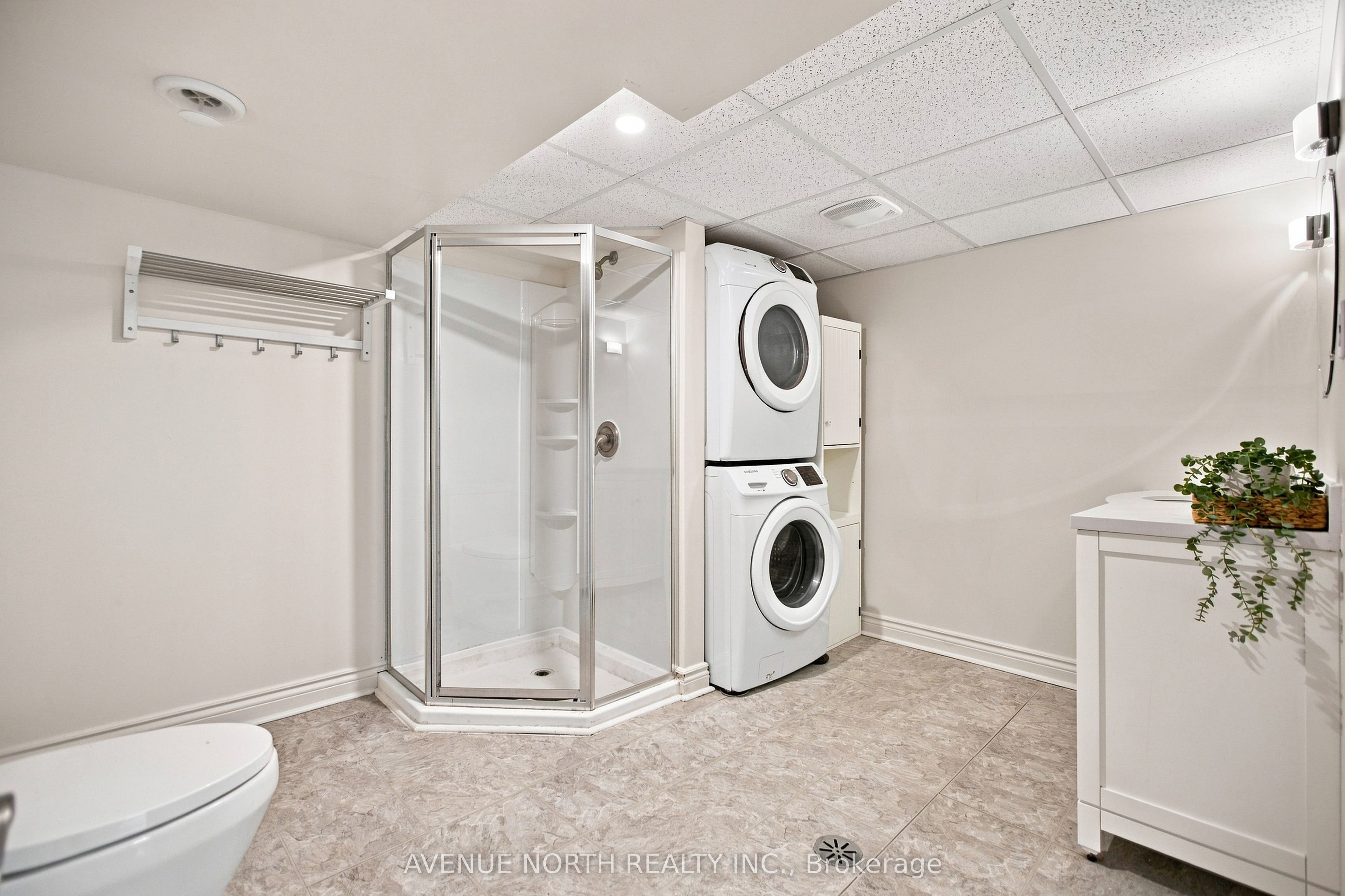 66 Epworth Avenue Property Photo 26