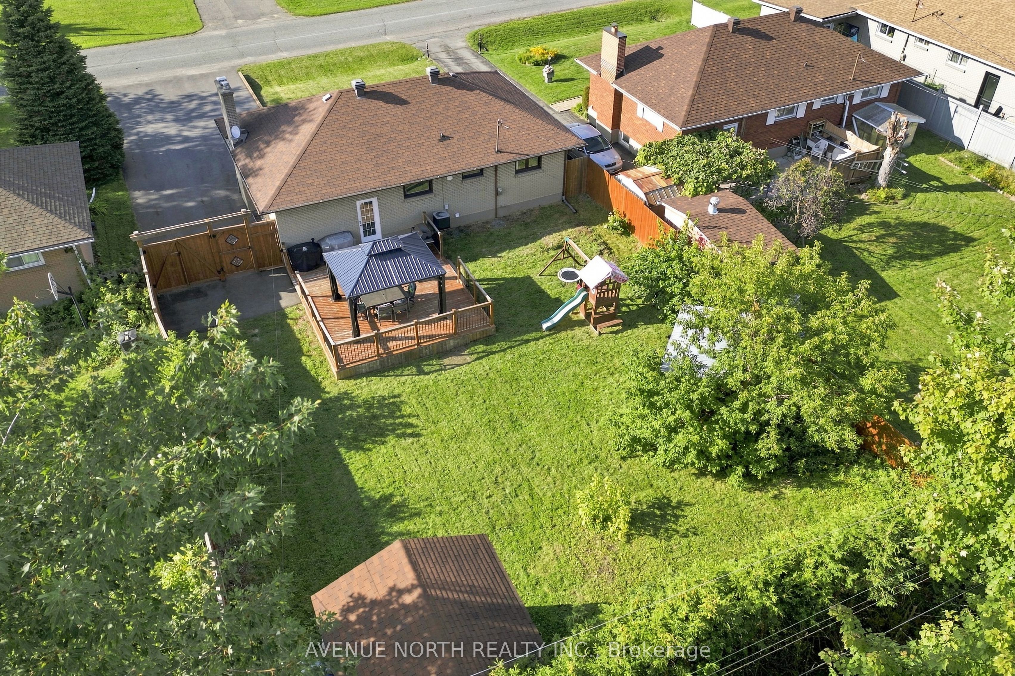 66 Epworth Avenue Property Photo 32